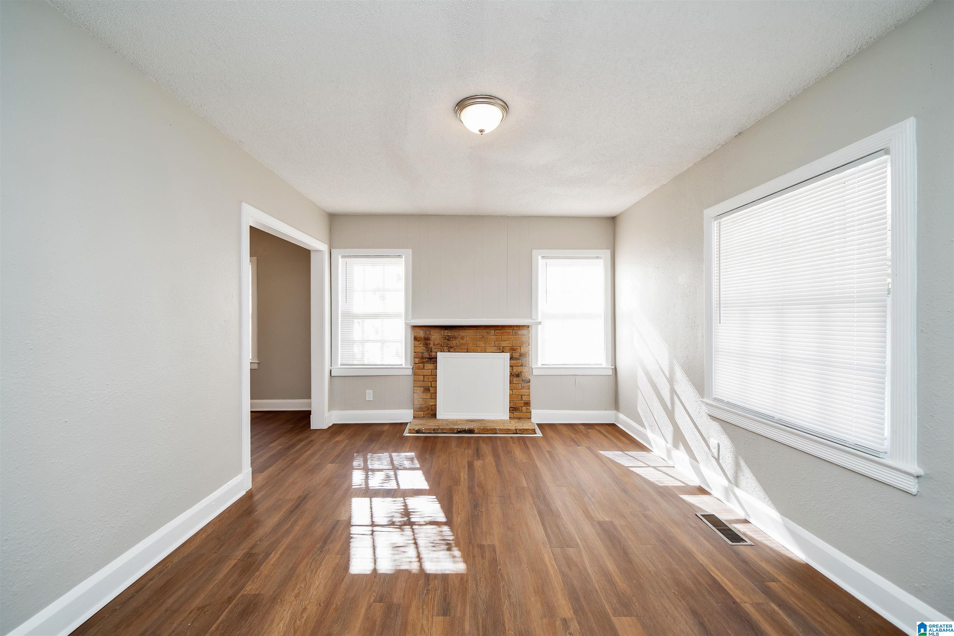 Homes for sale in Hueytown, AL | 114 Pine Street, Hueytown, AL 35023 | MLS# 21445123