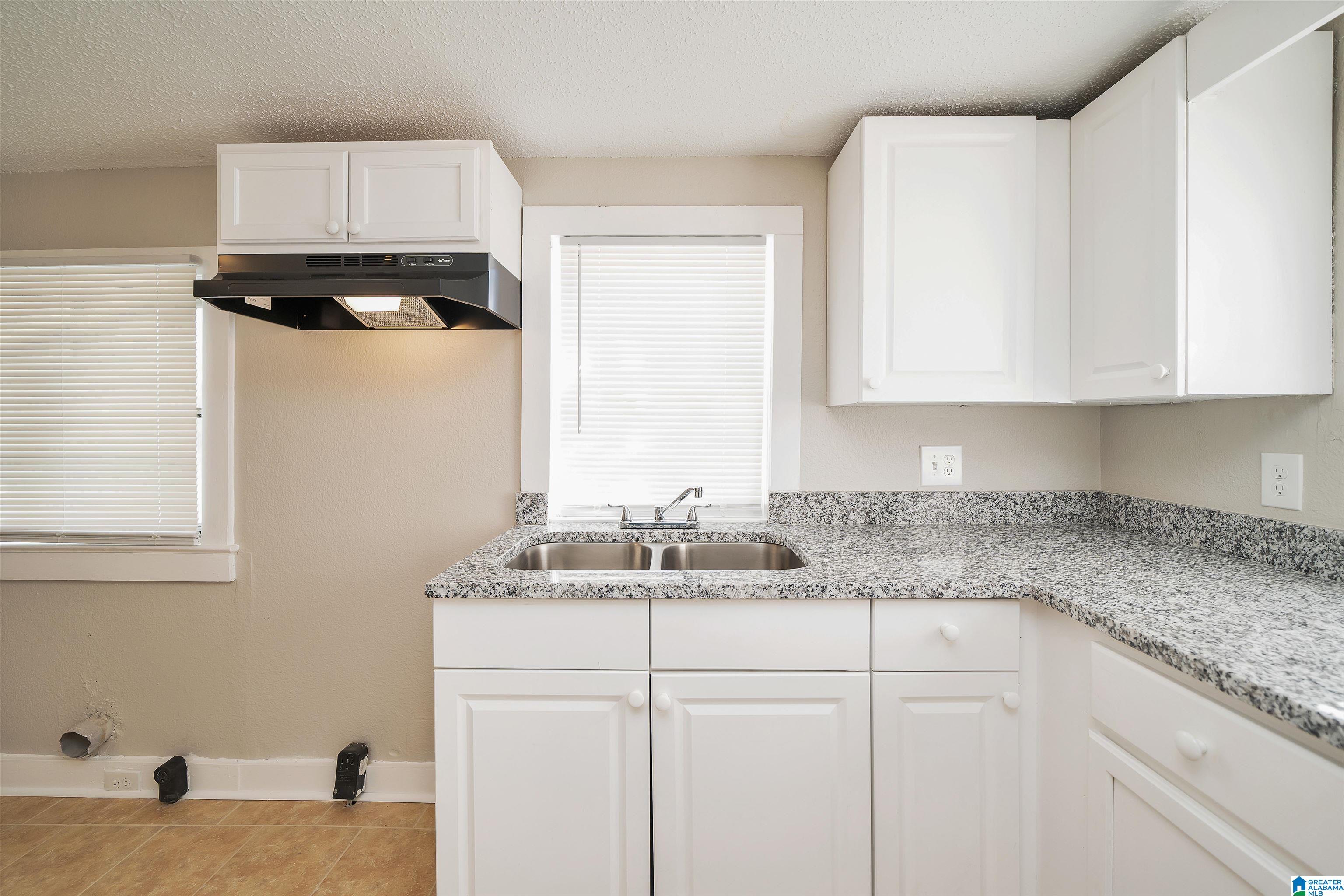 Homes for sale in Hueytown, AL | 114 Pine Street, Hueytown, AL 35023 | MLS# 21445123