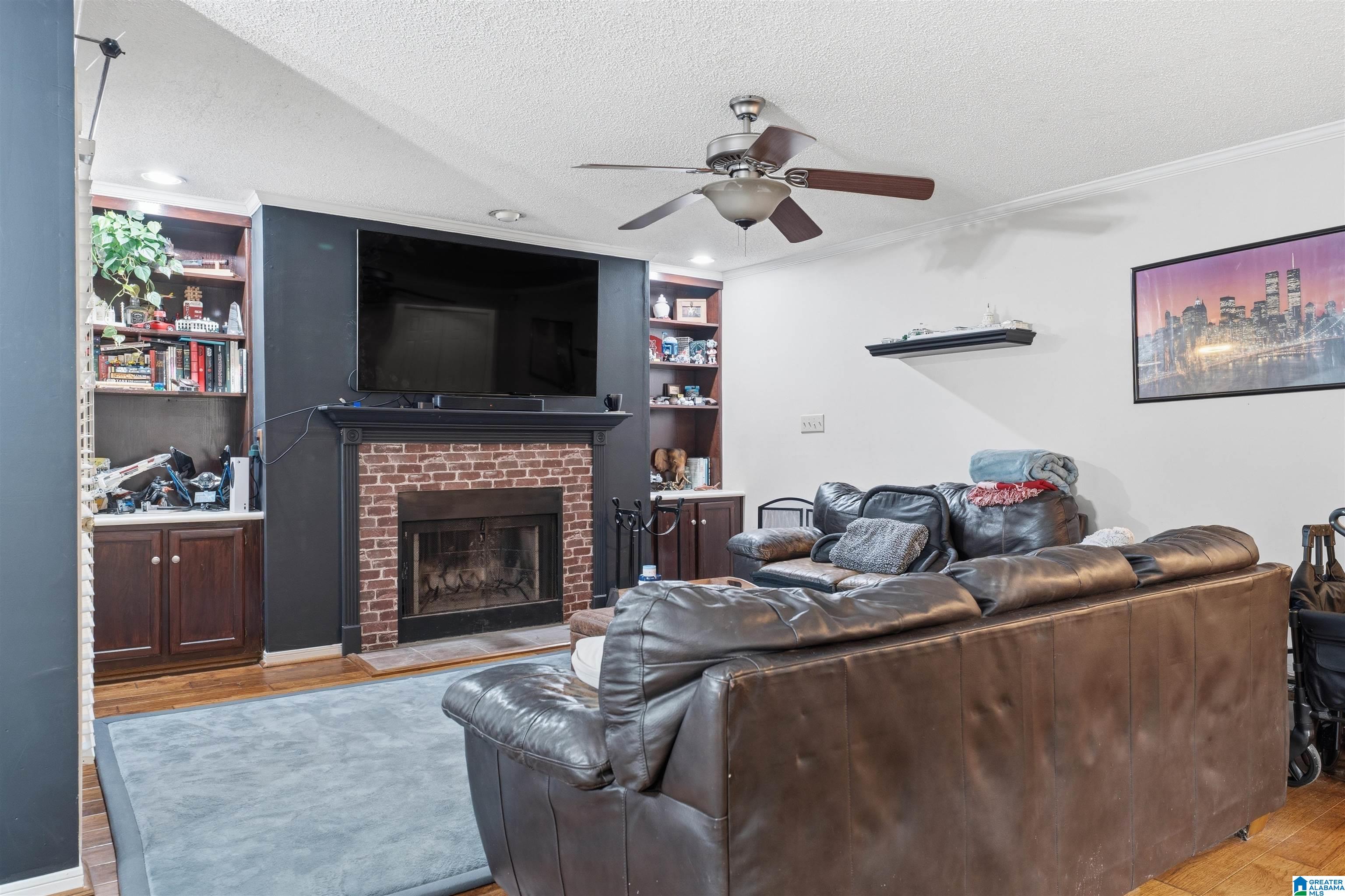 Homes for sale in Hoover, AL | 1403 Gables Dr #1403, Hoover, AL 35244 | MLS# 21445125