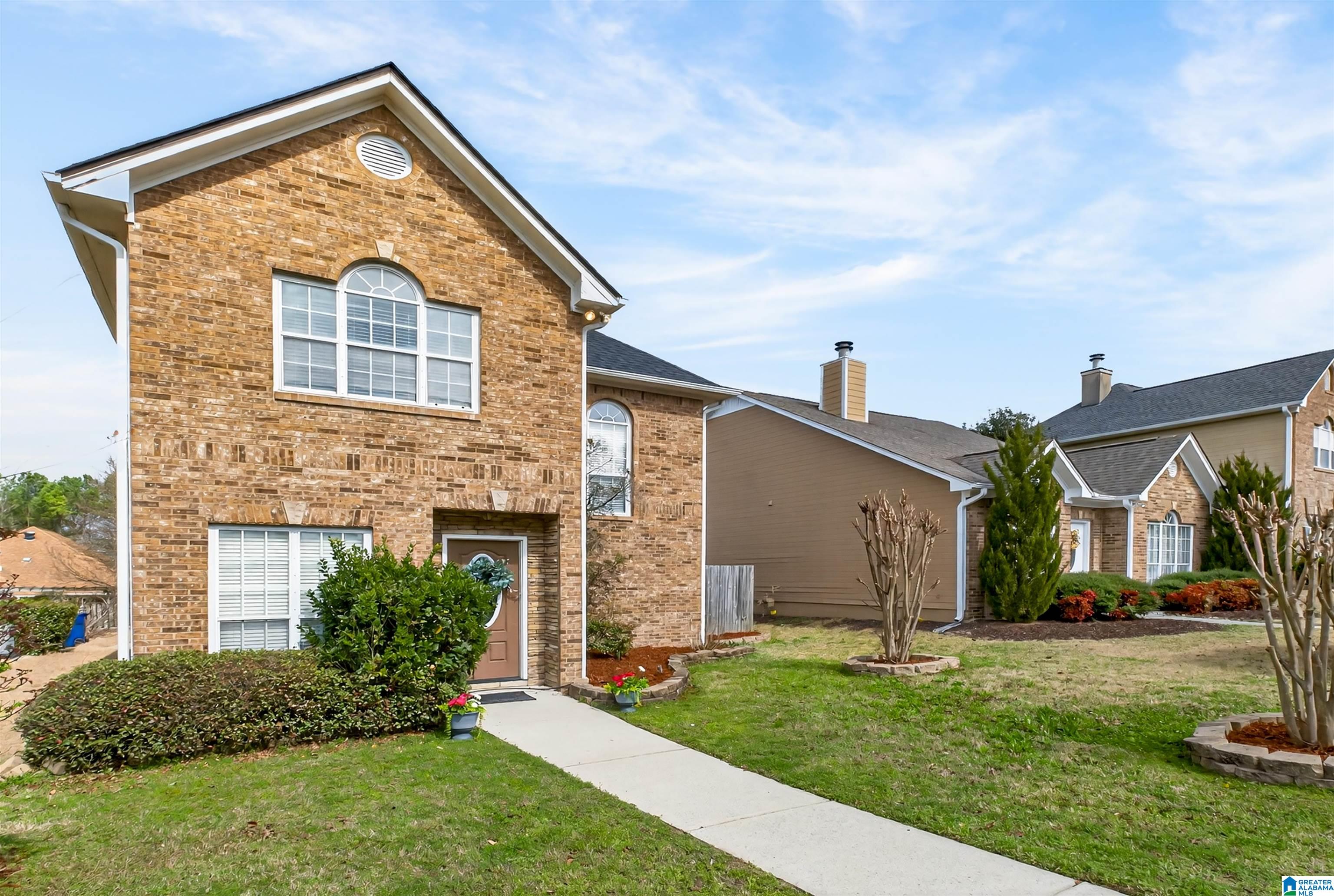 Homes for sale in Alabaster, AL | 124 Warwick Circle, Alabaster, AL 35007 | MLS# 21445177