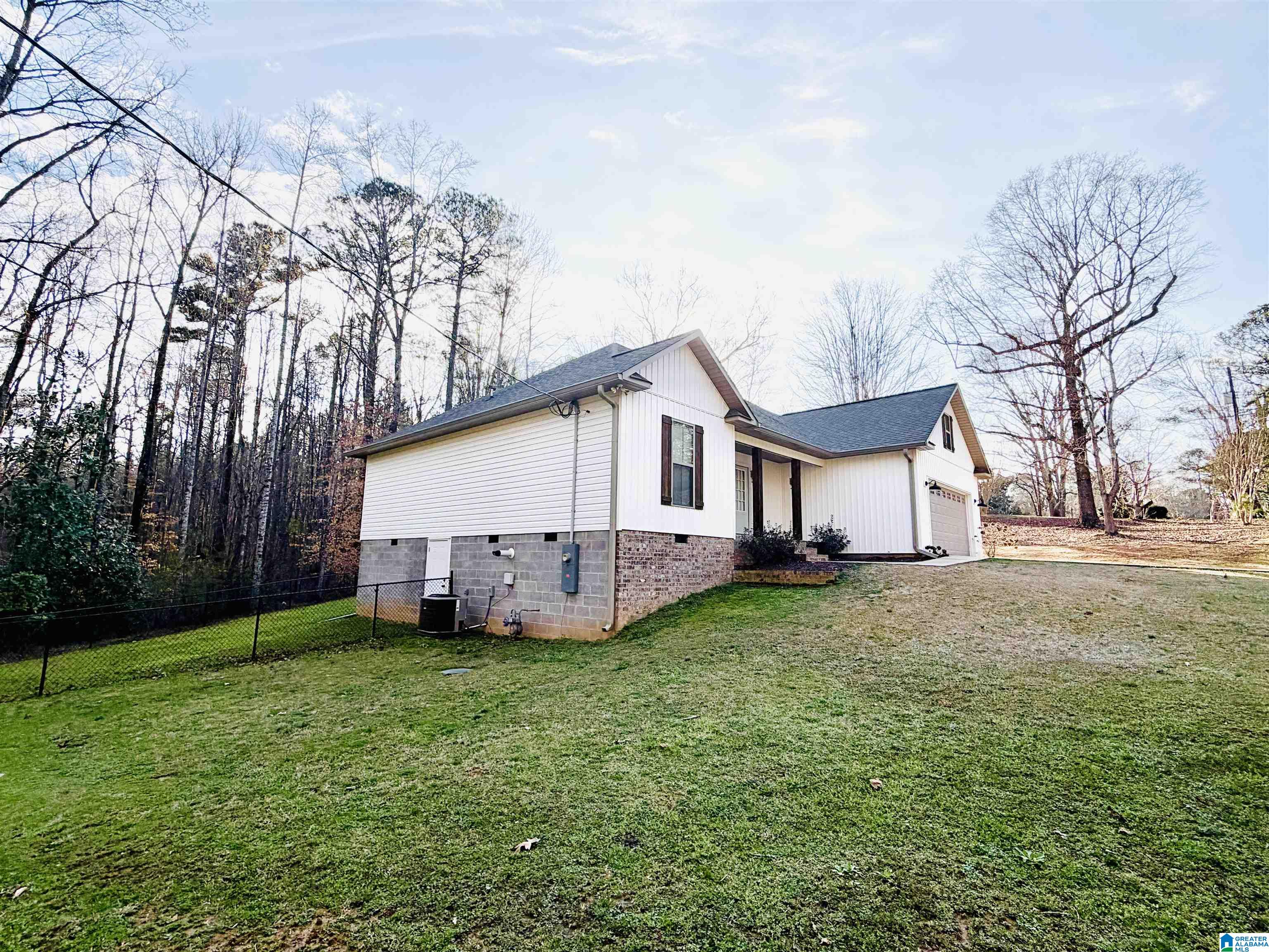 Homes for sale in Heflin, AL | 82 Kingwood Dr, Heflin, AL 36264 | MLS# 21445237