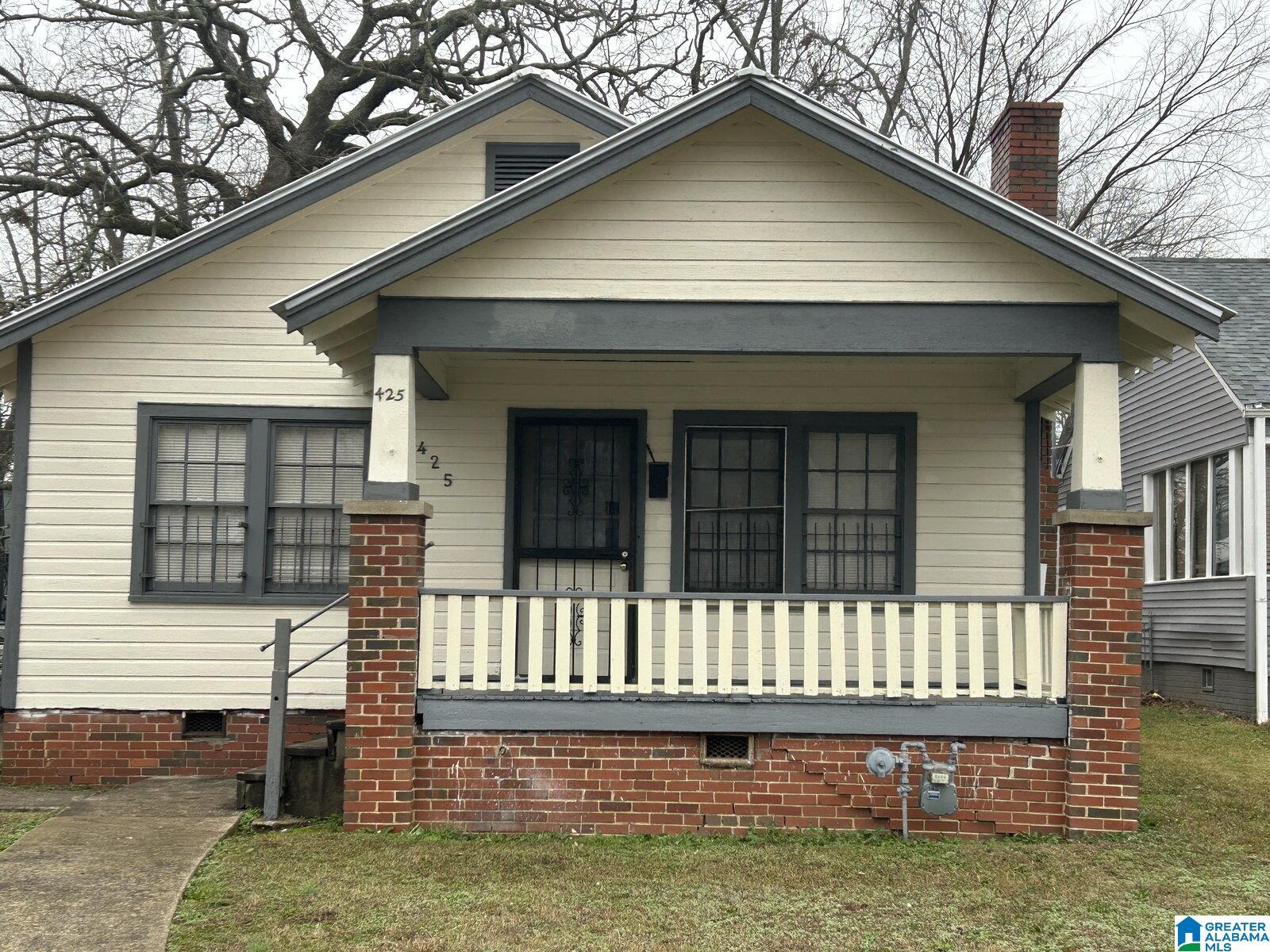 Homes for sale in Birmingham, AL | 425 17th Street Sw, Birmingham, AL 35211 | MLS# 21445243