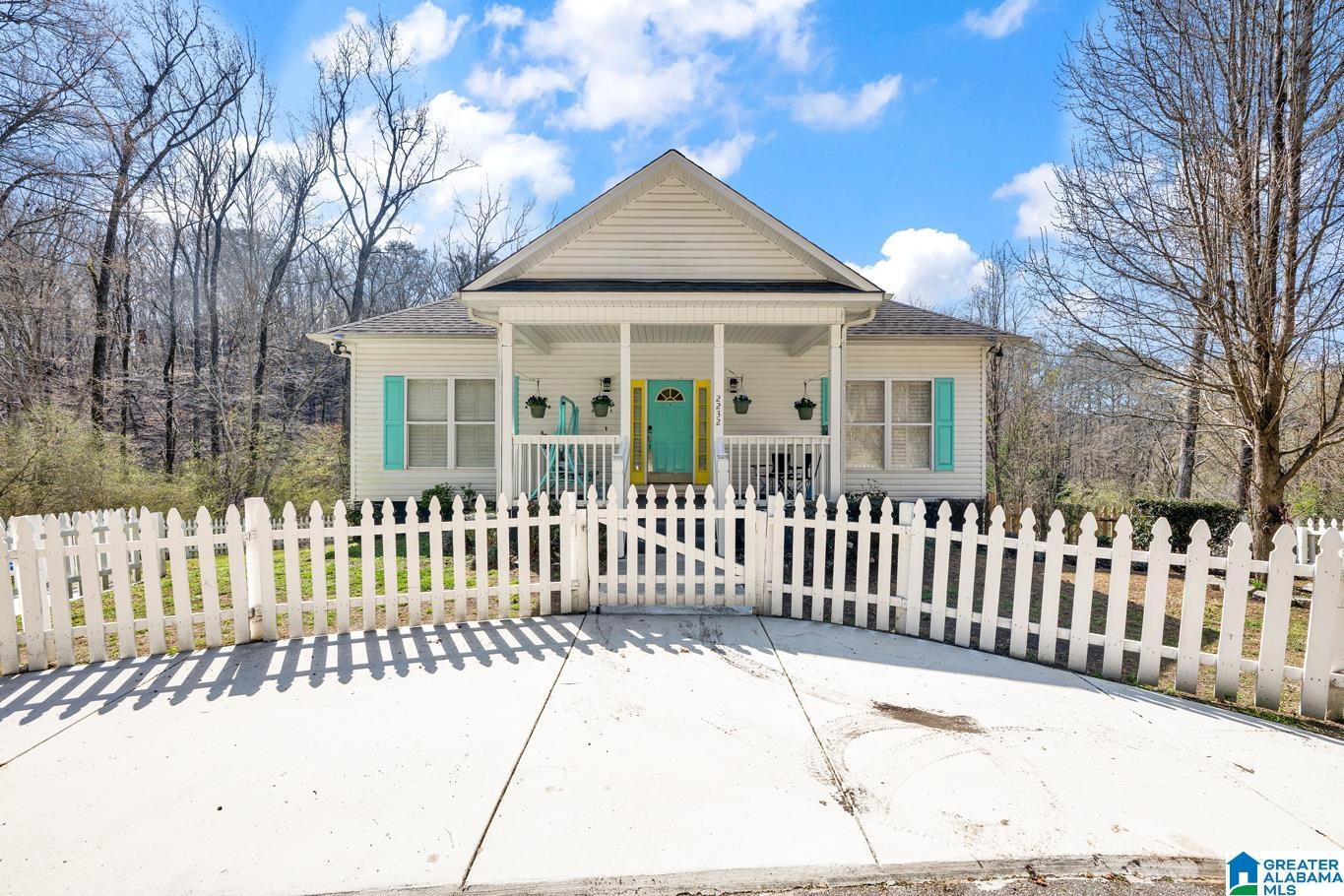 Homes for sale in Gardendale, AL | 2232 Spring Street, Gardendale, AL 35071 | MLS# 21445265