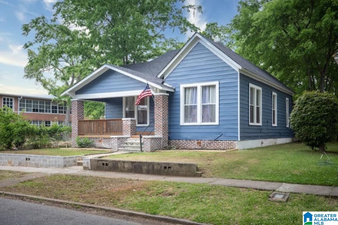 Homes for sale in Birmingham, AL | 7527 Division Avenue, Birmingham, AL 35206 | MLS# 21445268