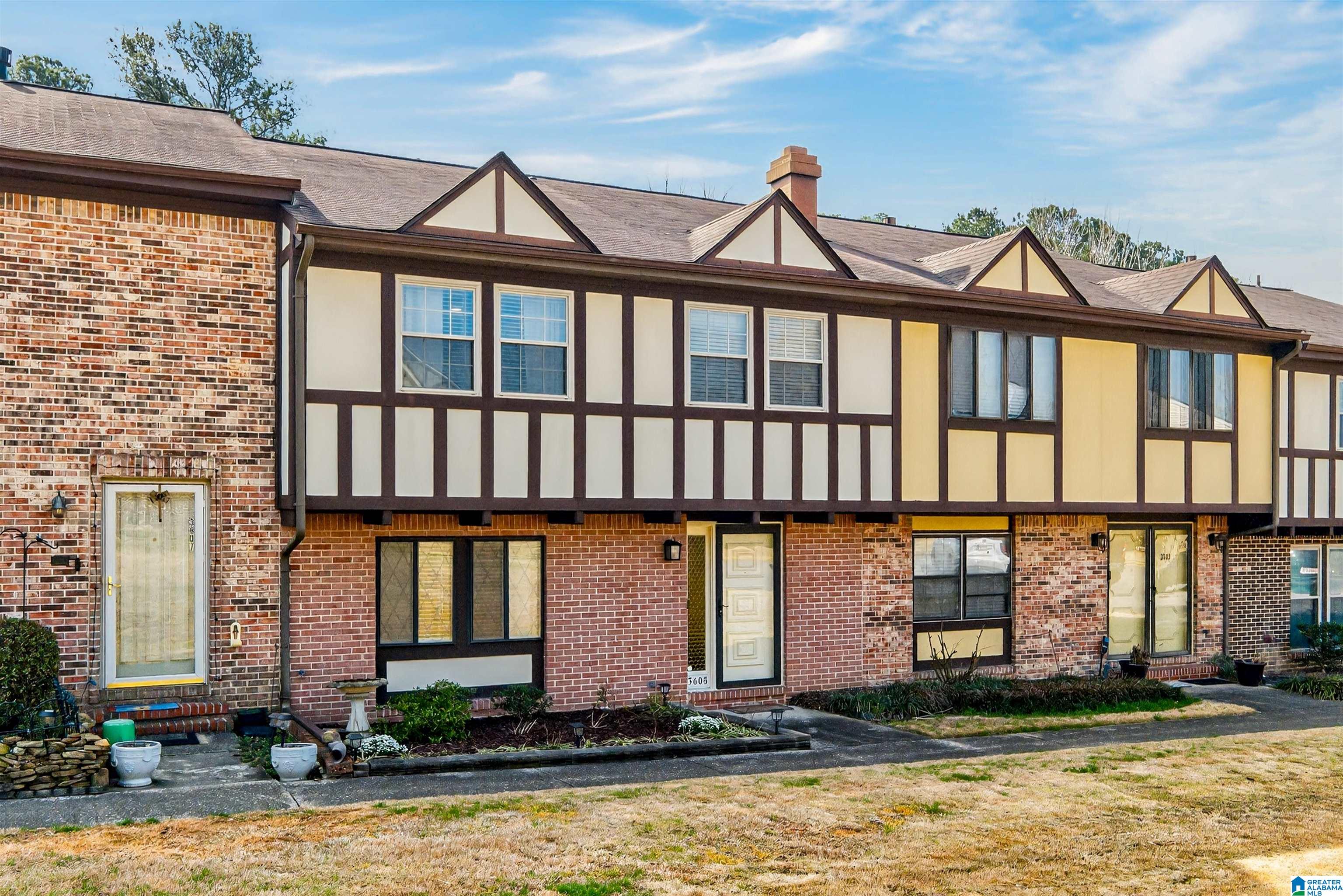 Homes for sale in Hoover, AL | 3605 Haven View Circle, Hoover, AL 35216 | MLS# 21445311