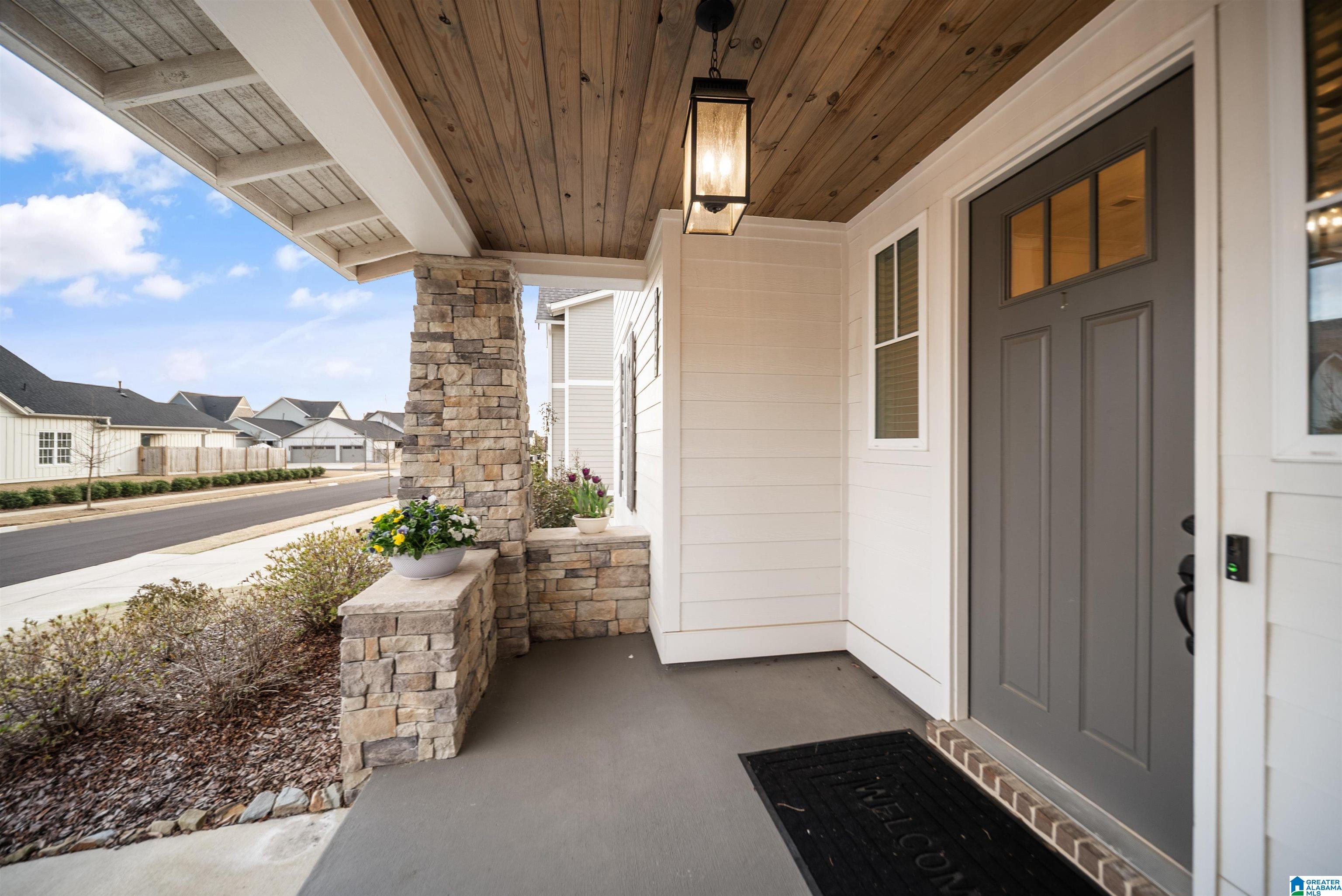 Homes for sale in Hoover, AL | 5673 Colton Road, Hoover, AL 35244 | MLS# 21445316