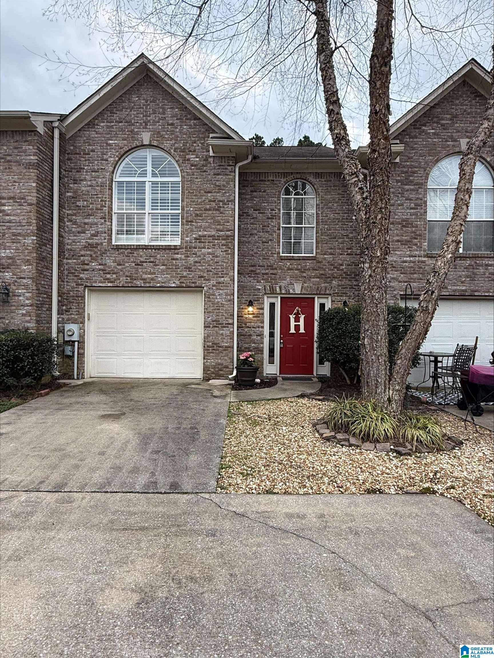 Homes for sale in Helena, AL | 110 Frances Lane, Helena, AL 35080 | MLS# 21445319