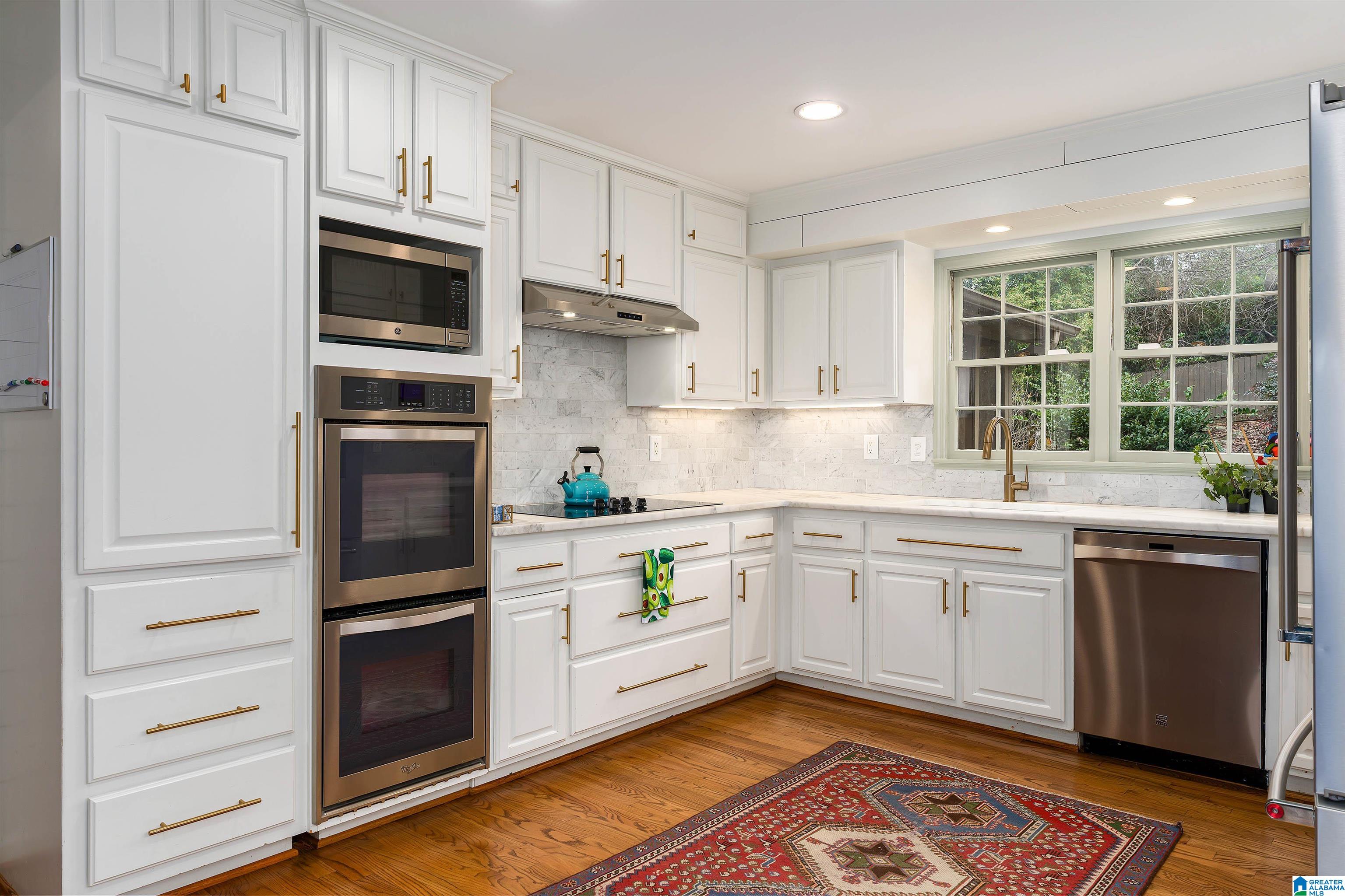 Homes for sale in Vestavia Hills, AL | 500 Twin Branch Dr, Vestavia Hills, AL 35226 | MLS# 21445321