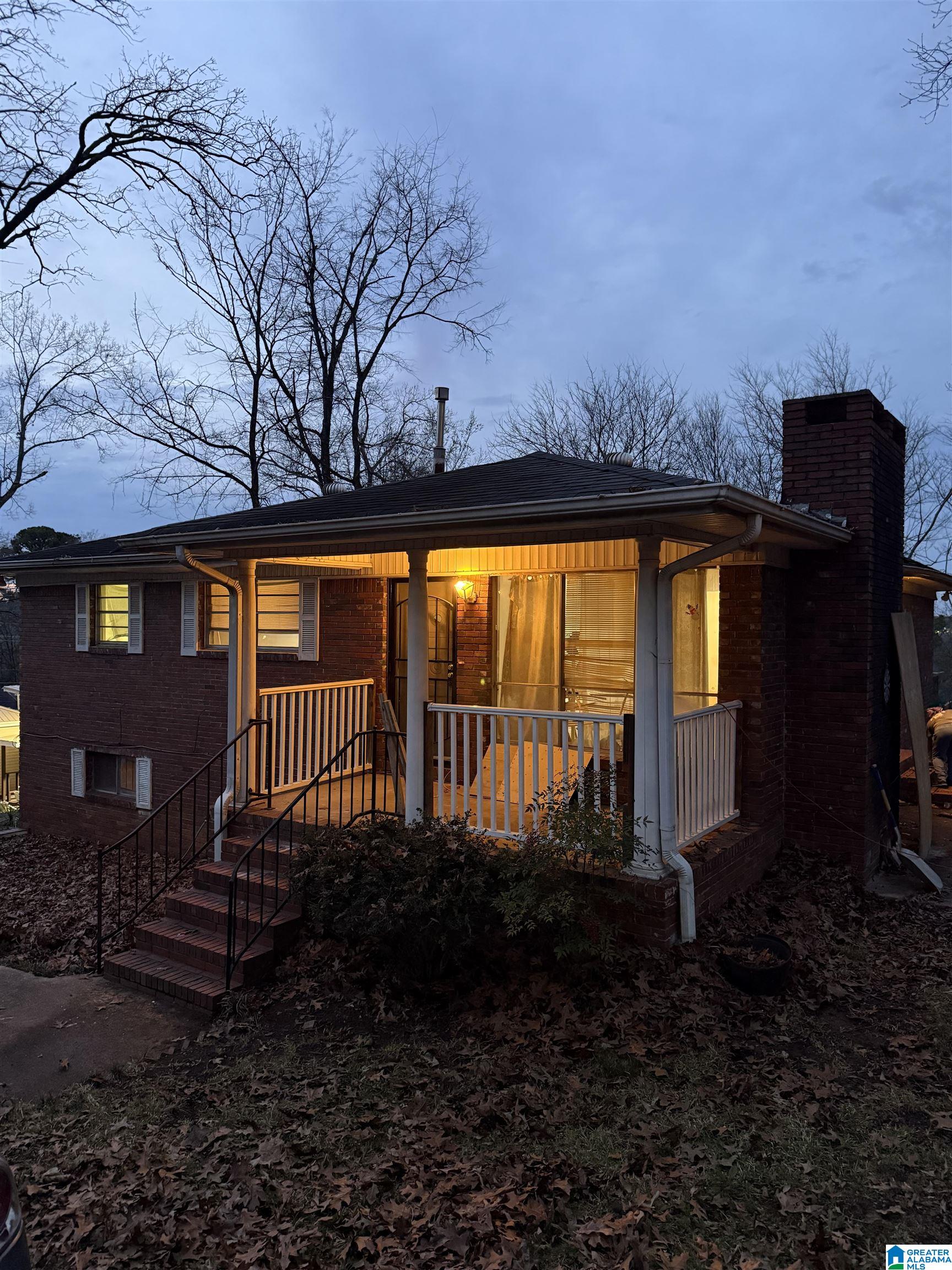 Homes for sale in Midfield, AL | 604 Overlook Dr, Midfield, AL 35228 | MLS# 21445332