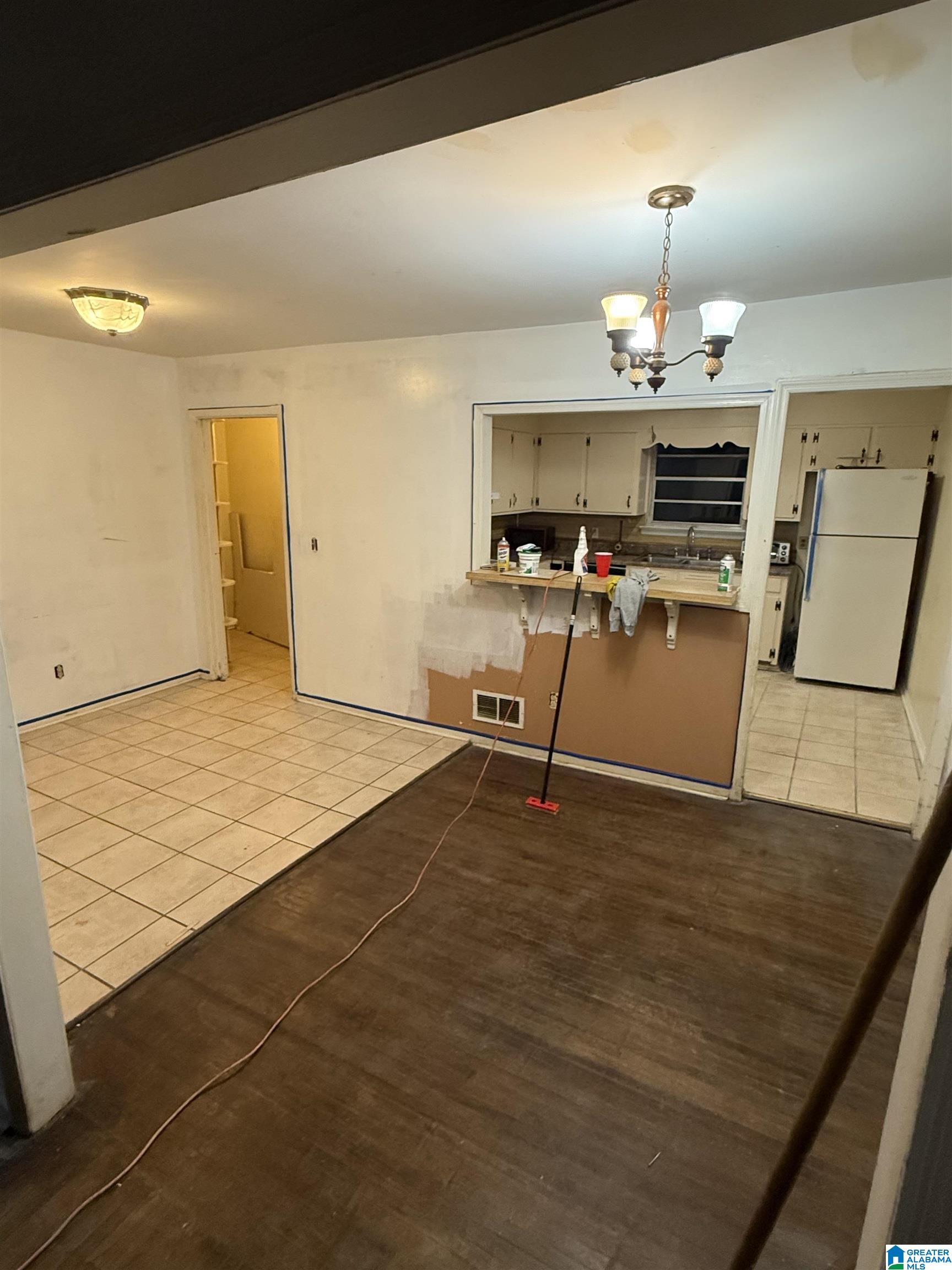 Homes for sale in Midfield, AL | 604 Overlook Dr, Midfield, AL 35228 | MLS# 21445332