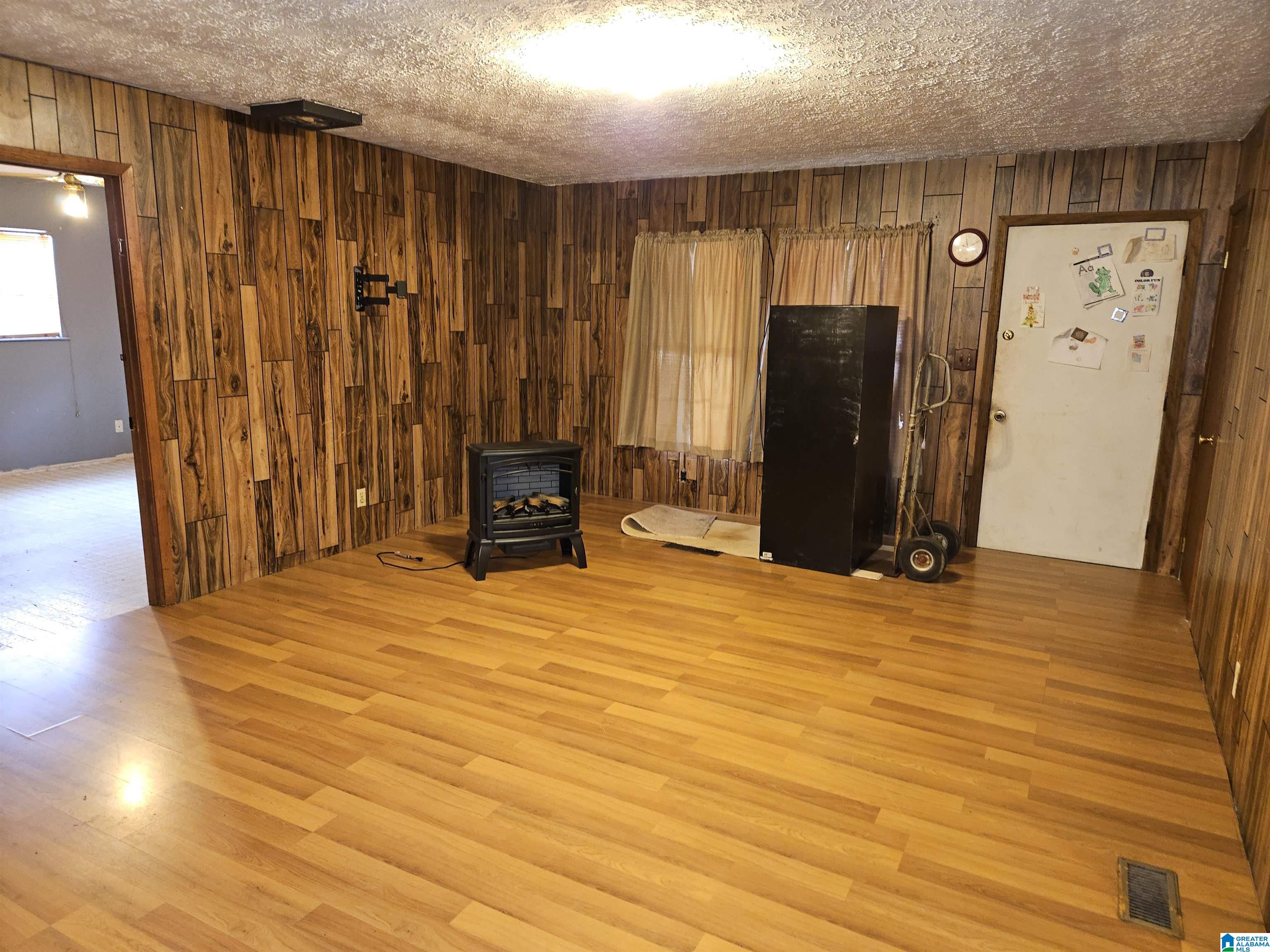 Homes for sale in Pell City, AL | 3530 Wolf Creek Road, Pell City, AL 35128 | MLS# 21445347