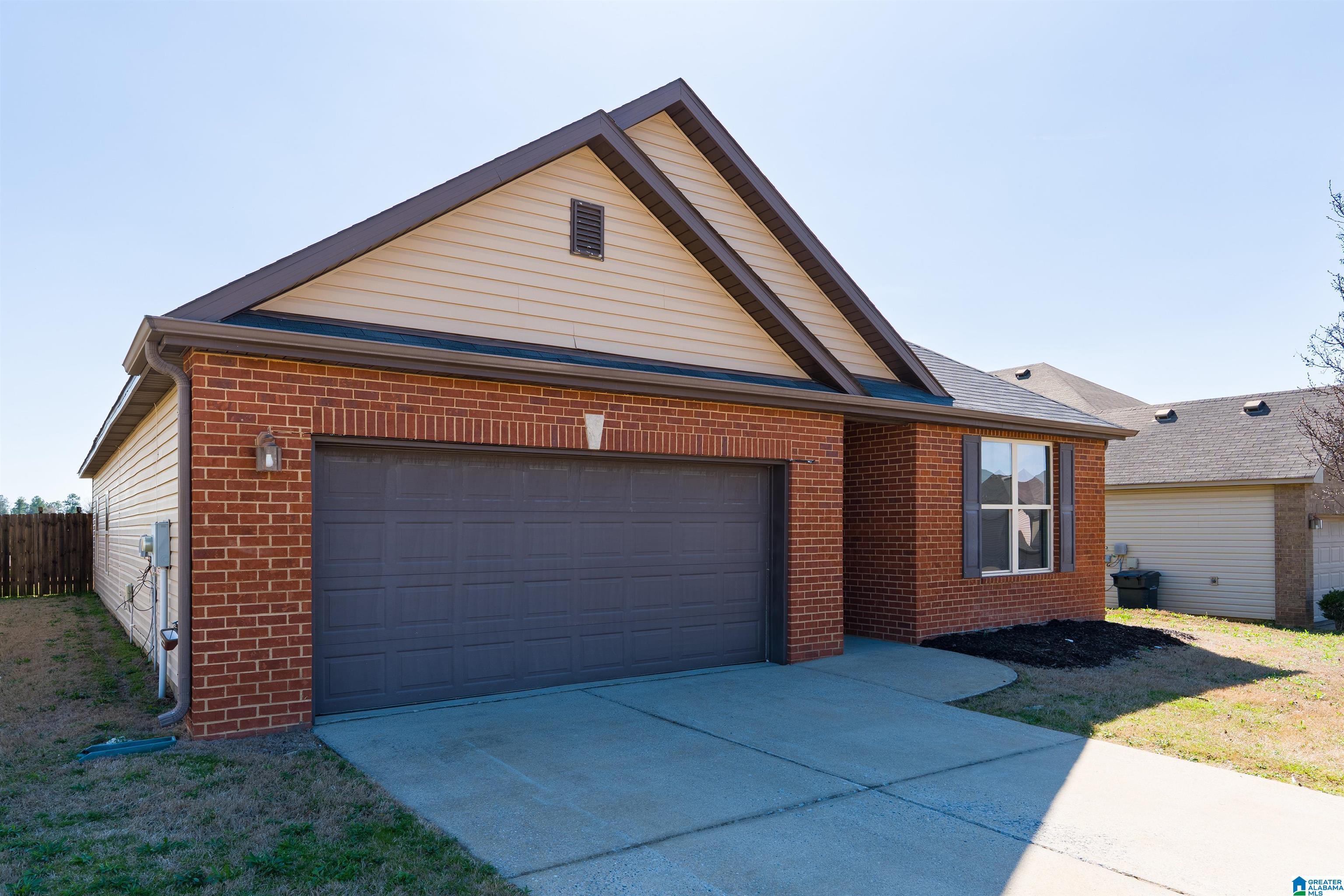 Homes for sale in Calera, AL | 1272 Kensington Boulevard, Calera, AL 35040 | MLS# 21445356