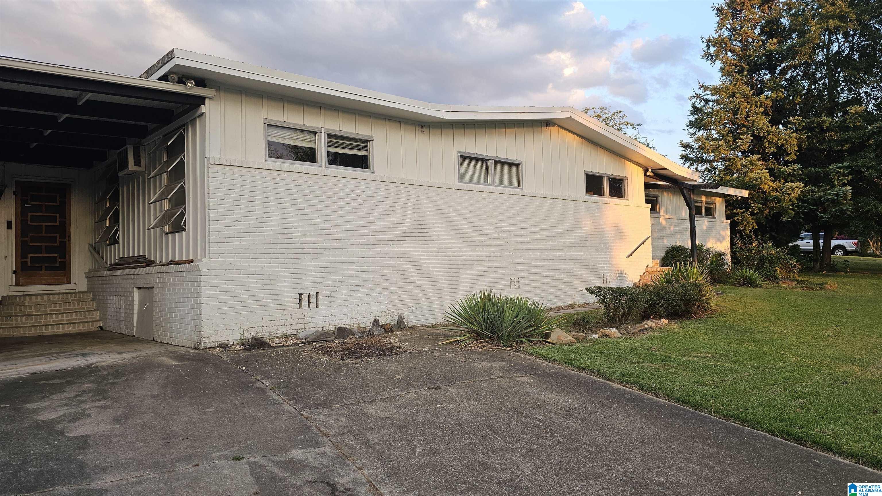 Homes for sale in Vestavia Hills, AL | 3024 Dolly Ridge Dr, Vestavia Hills, AL 35243 | MLS# 21445374