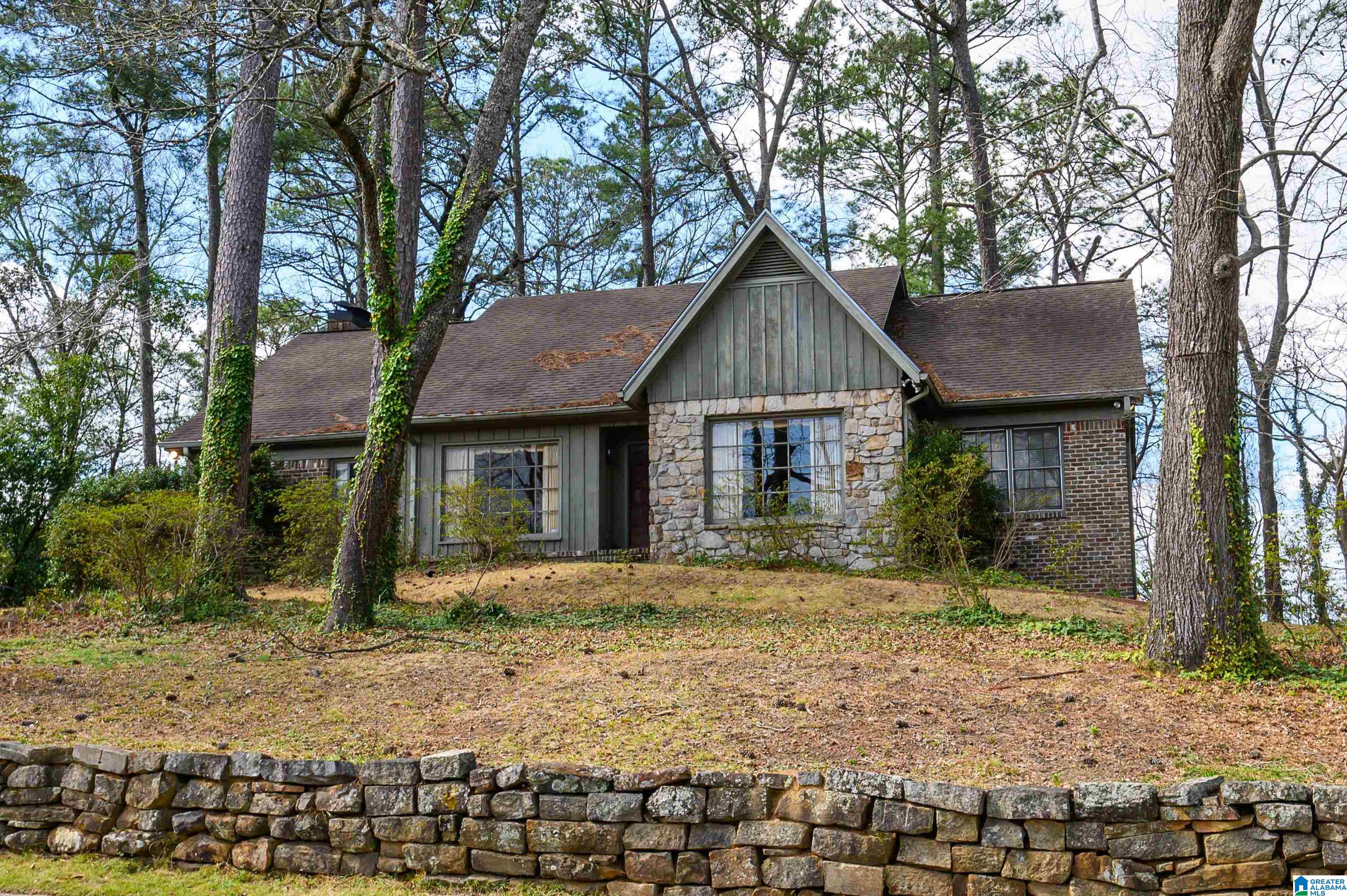 Homes for sale in Mountain Brook, AL | 4012 Old Leeds Ridge, Mountain Brook, AL 35213 | MLS# 21445406