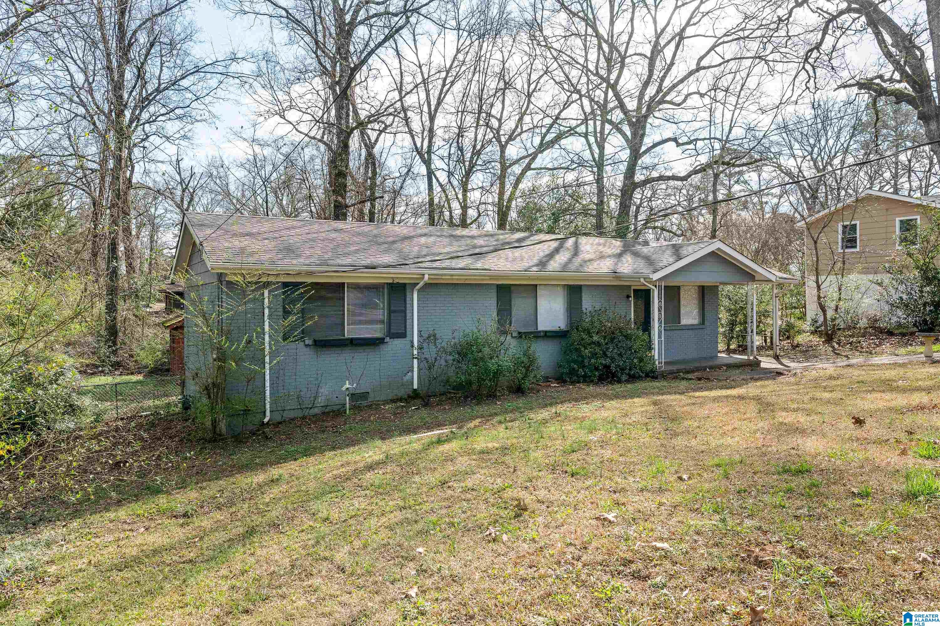 Homes for sale in Center Point, AL | 425 Nw 14th Avenue, Center Point, AL 35215 | MLS# 21445407