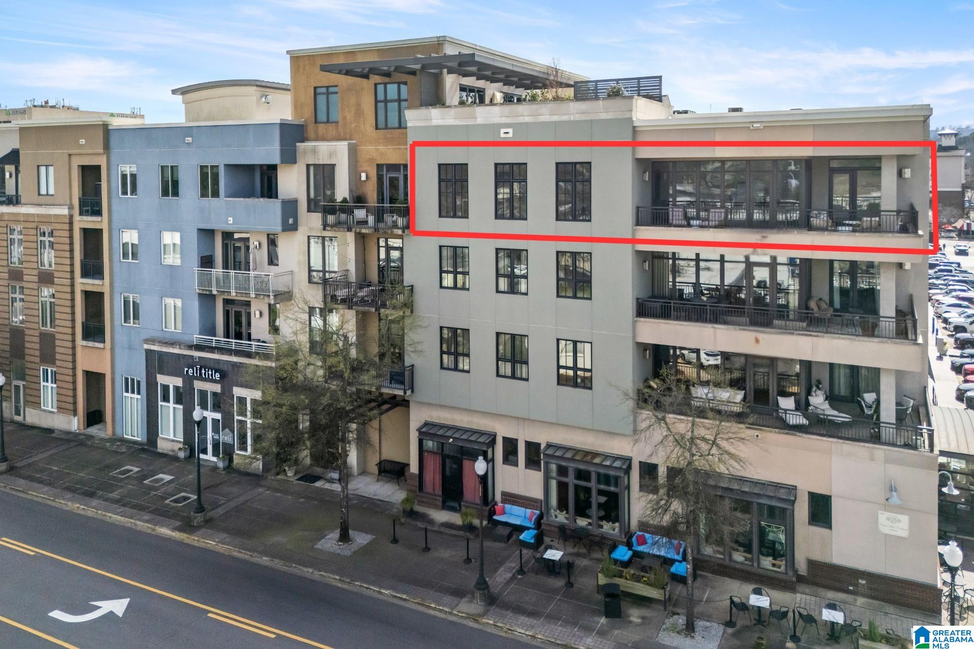 Homes for sale in Homewood, AL | 1831 28th Avenue S #420, Homewood, AL 35209 | MLS# 21445411