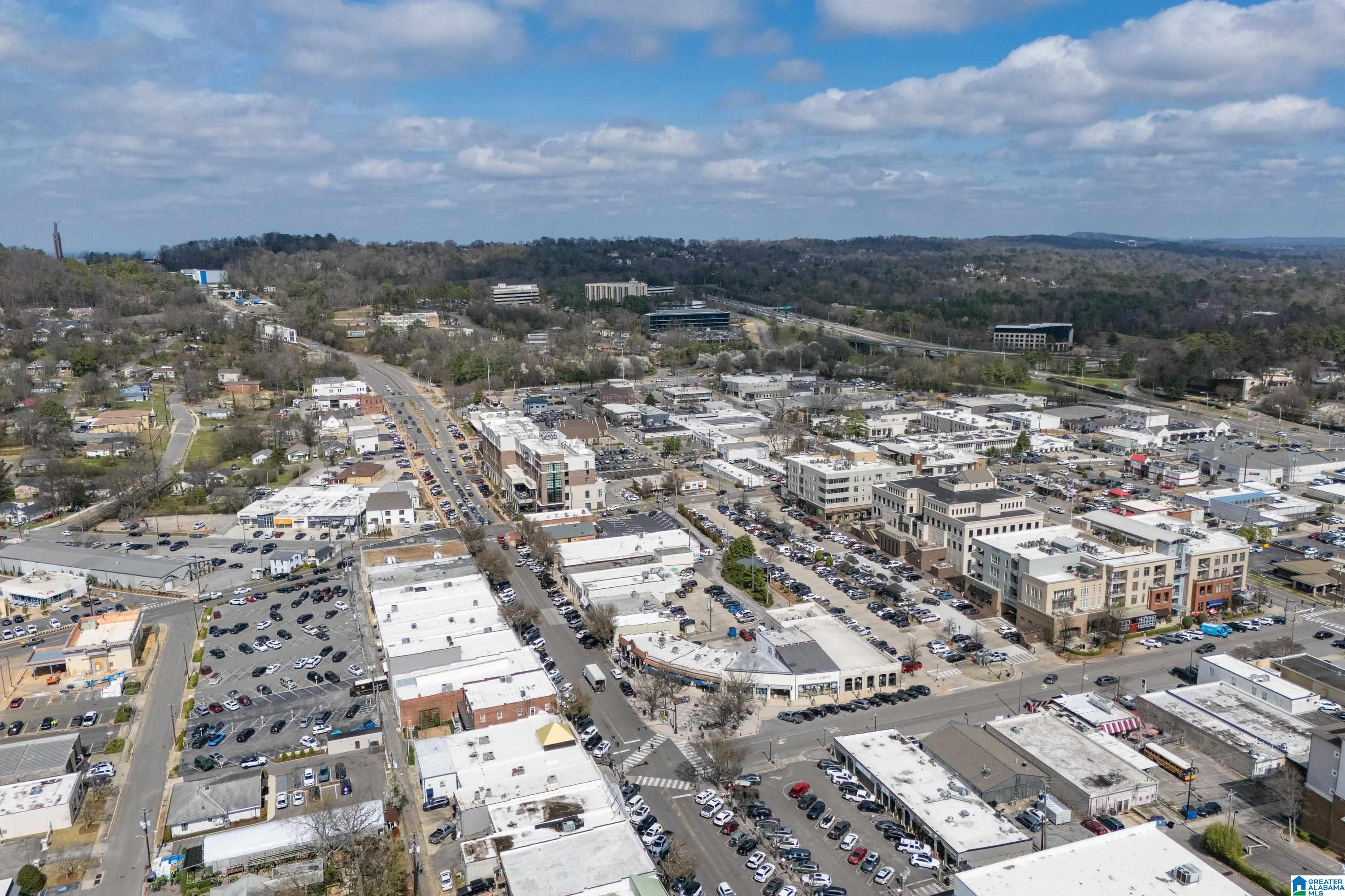 Homes for sale in Homewood, AL | 1831 28th Avenue S #420, Homewood, AL 35209 | MLS# 21445411