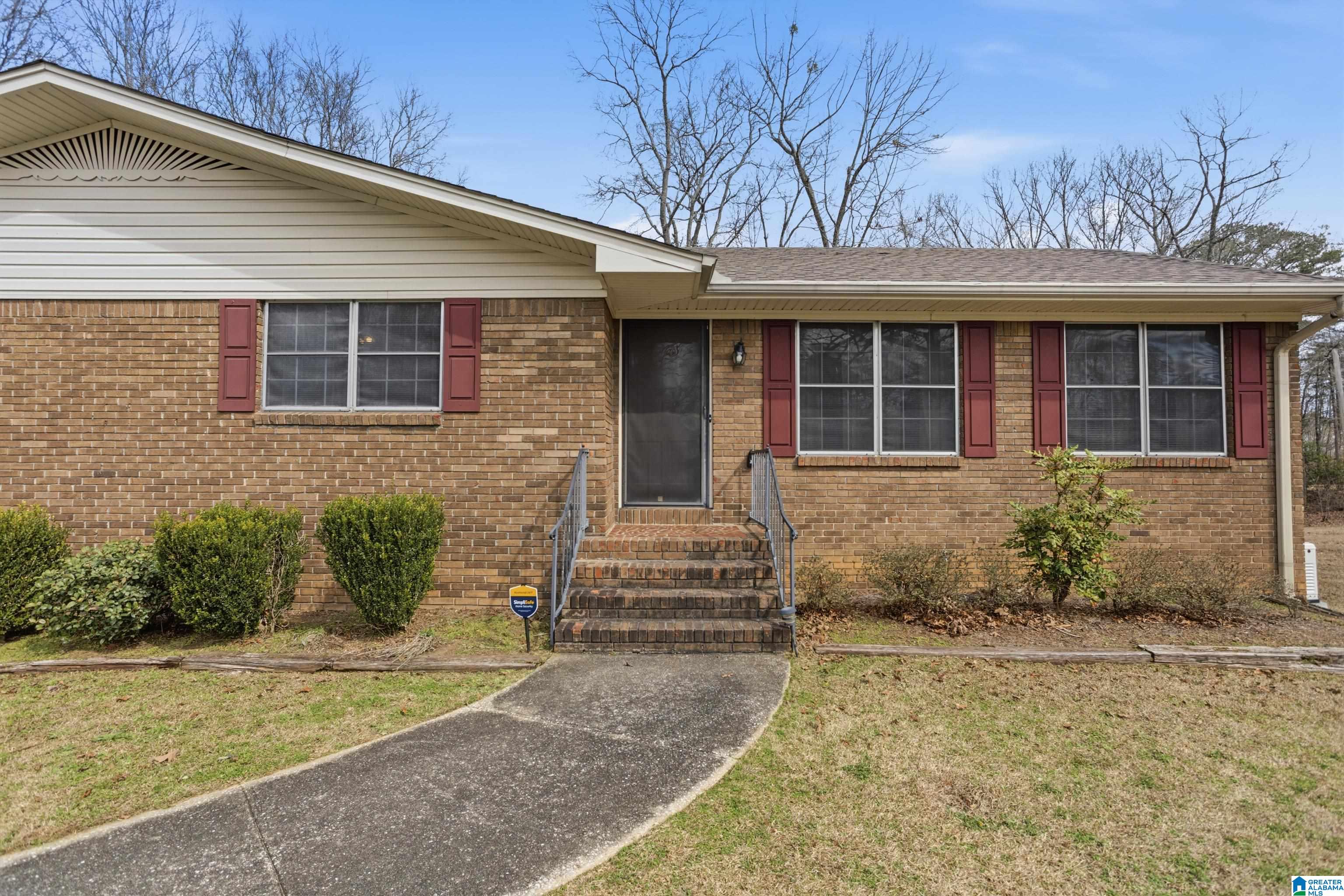 Homes for sale in Gardendale, AL | 2018 Kendrick Dr, Gardendale, AL 35071 | MLS# 21445433