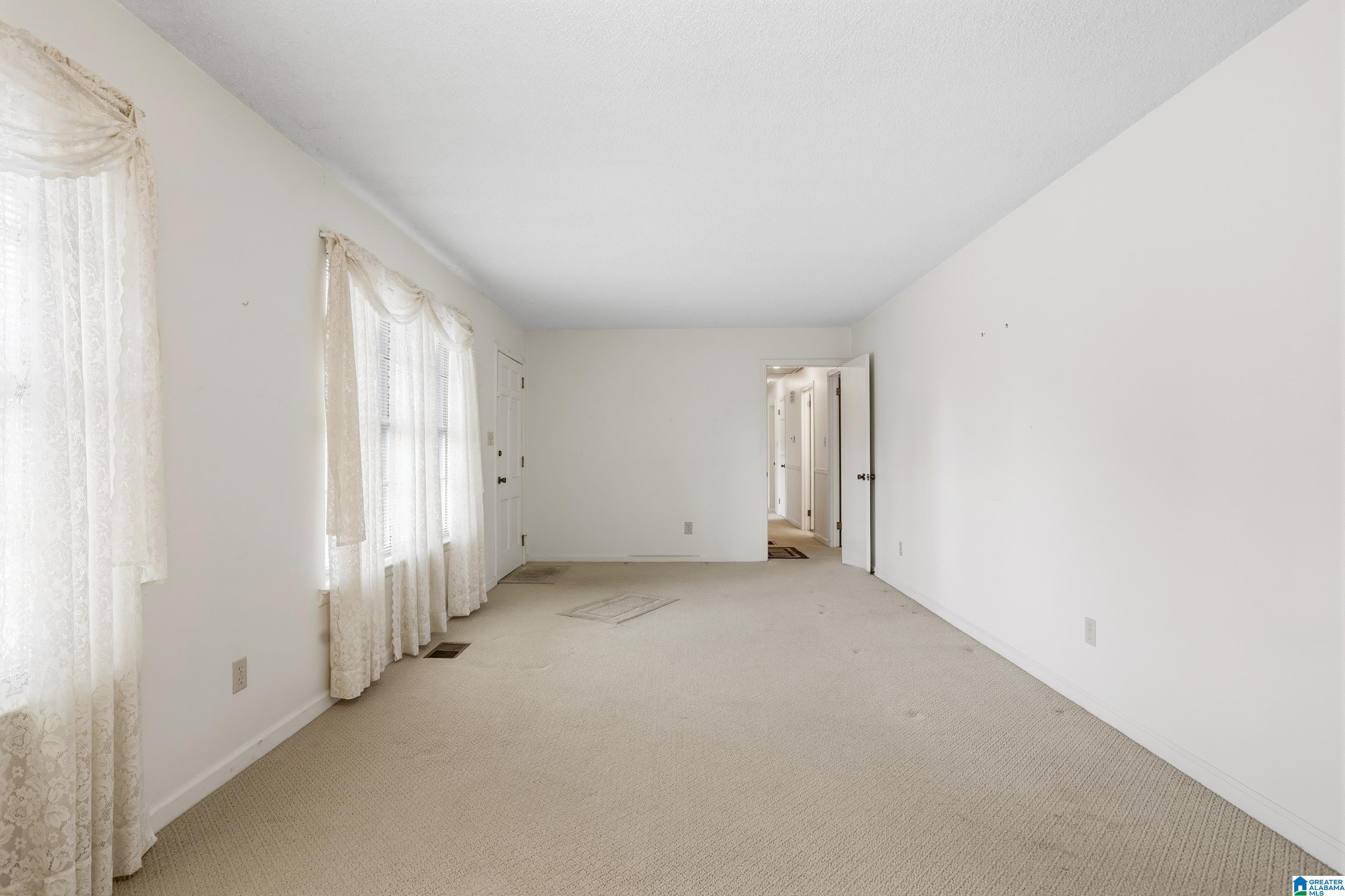 Homes for sale in Gardendale, AL | 2018 Kendrick Dr, Gardendale, AL 35071 | MLS# 21445433