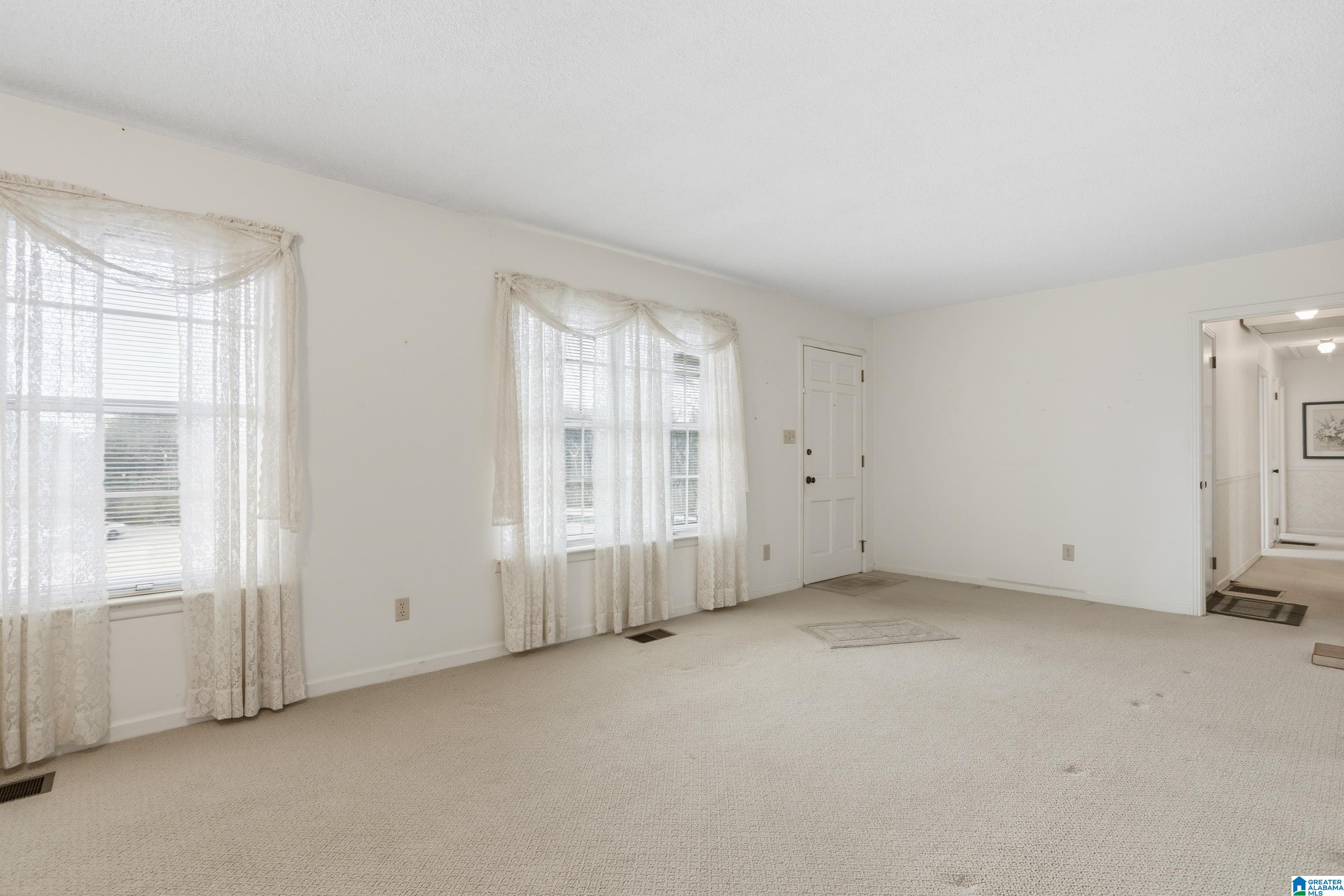 Homes for sale in Gardendale, AL | 2018 Kendrick Dr, Gardendale, AL 35071 | MLS# 21445433