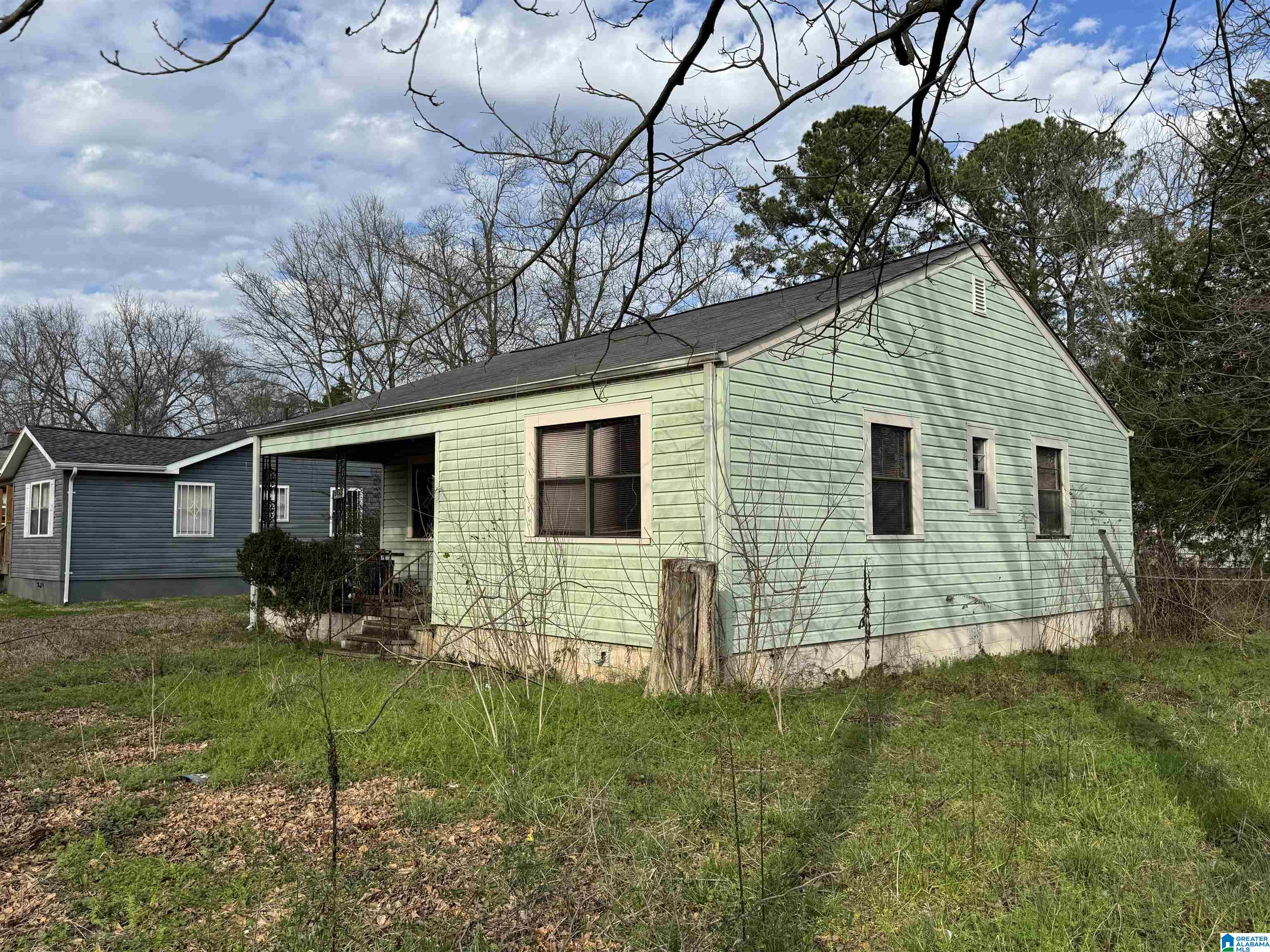 Homes for sale in Birmingham, AL | 5625 Avenue Q, Birmingham, AL 35208 | MLS# 21445476