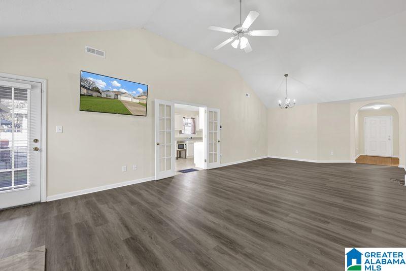 Homes for sale in Hueytown, AL | 98 Dexter Avenue, Hueytown, AL 35023 | MLS# 21445488