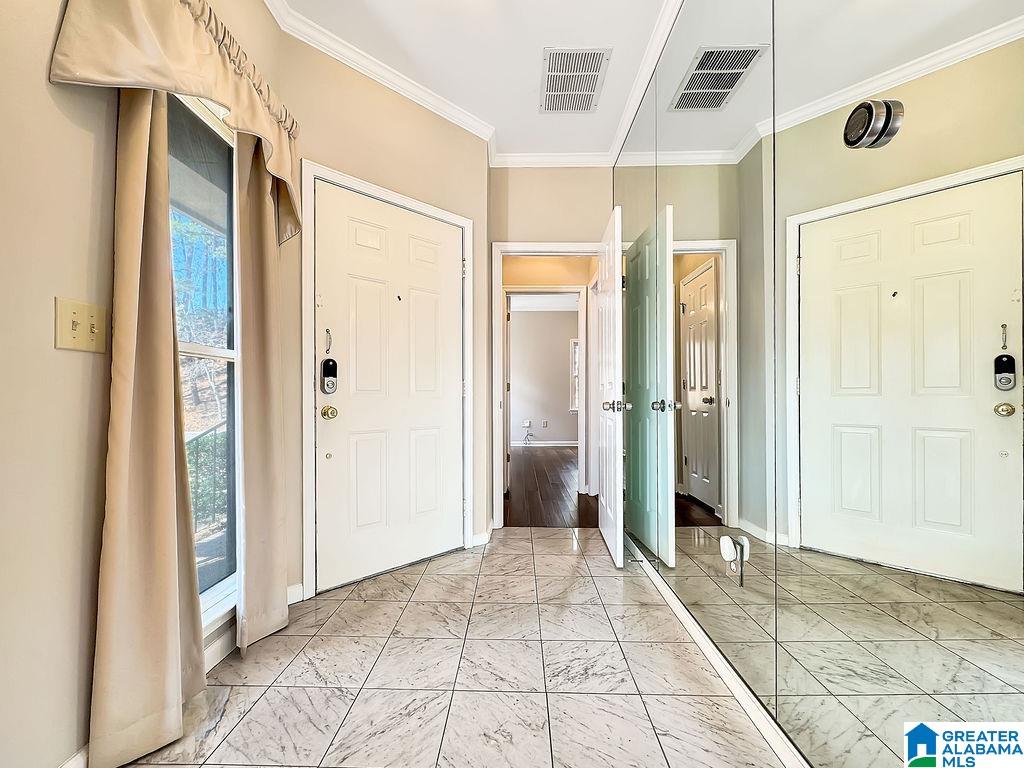 Homes for sale in Hoover, AL | 4528 Lake Valley Dr, Hoover, AL 35244 | MLS# 21445494