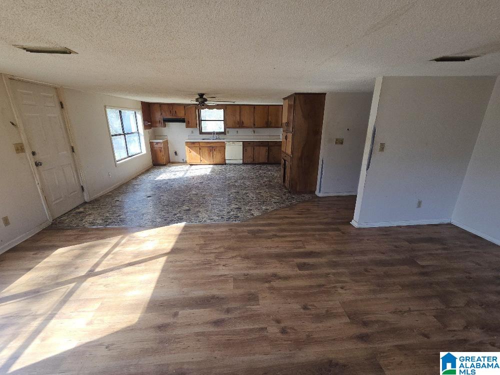 Homes for sale in Talladega, AL | 1905 Ashland Hwy, Talladega, AL 35160 | MLS# 21445540