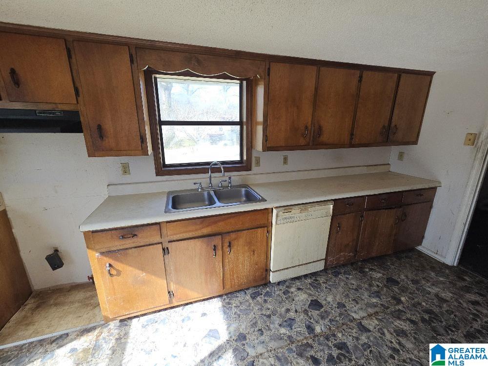 Homes for sale in Talladega, AL | 1905 Ashland Hwy, Talladega, AL 35160 | MLS# 21445540