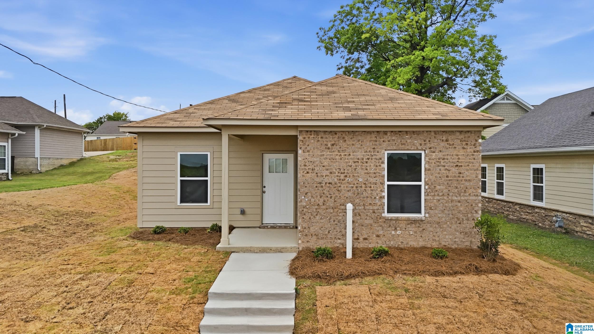 Homes for sale in Birmingham, AL | 1012 Hibernian Street, Birmingham, AL 35214 | MLS# 21445558