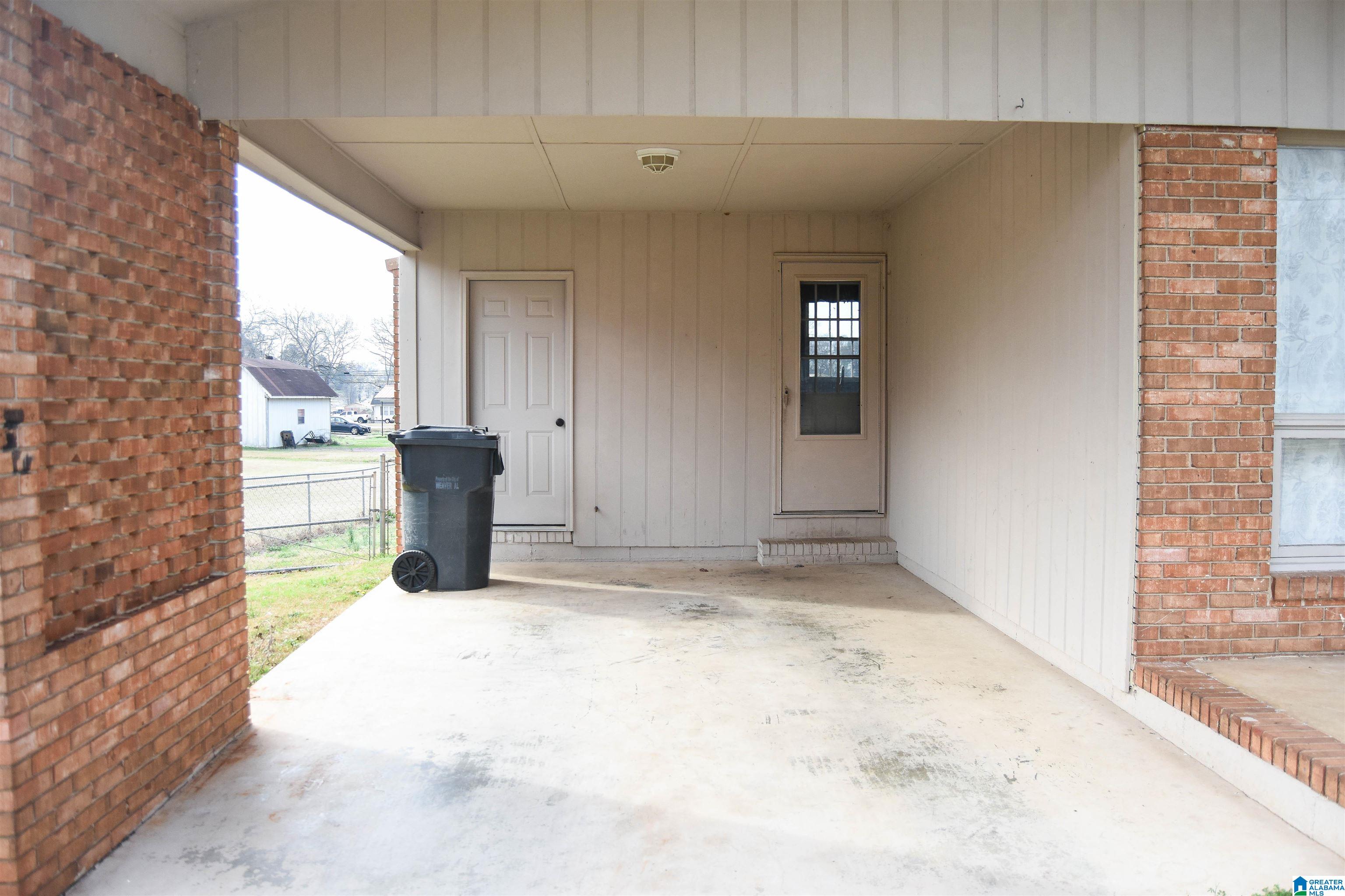 Homes for sale in Weaver, AL | 1220 Louise Dr, Weaver, AL 36277 | MLS# 21445576