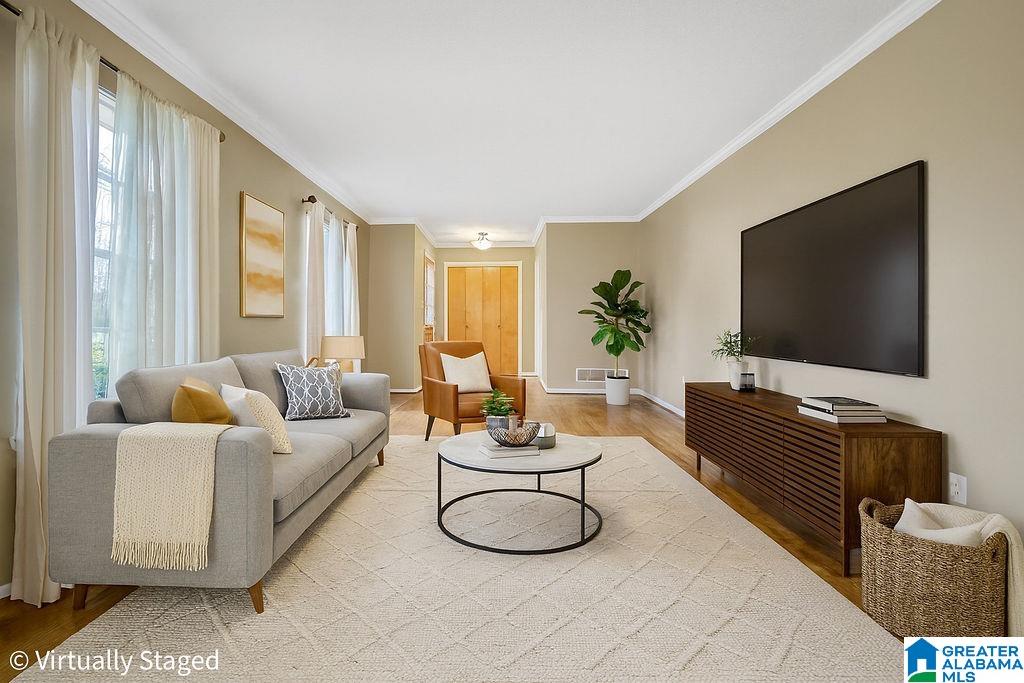 Homes for sale in Gardendale, AL | 716 Downs Avenue, Gardendale, AL 35071 | MLS# 21445603