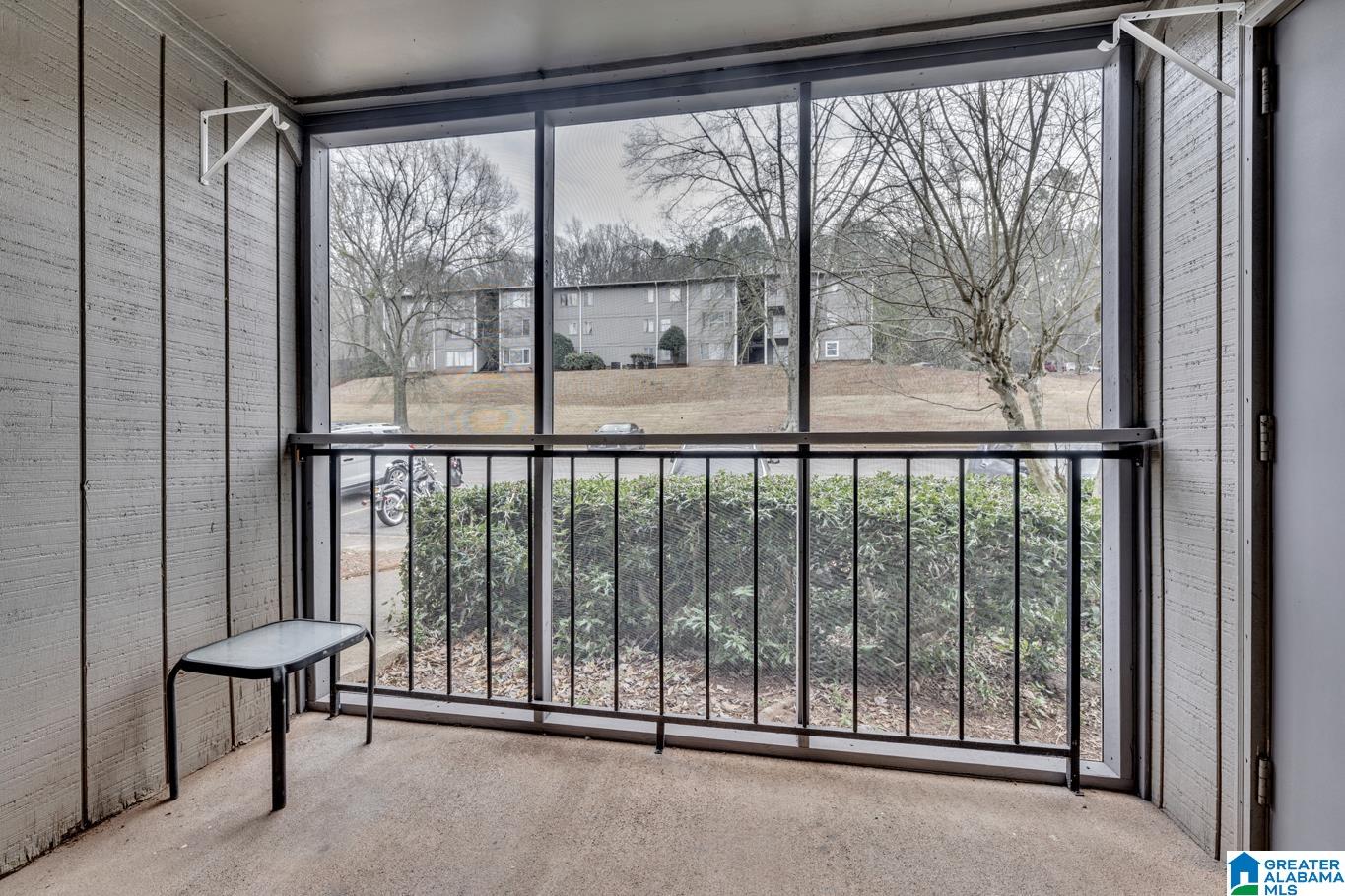 Homes for sale in Birmingham, AL | 411 Skyview Dr #E, Birmingham, AL 35209 | MLS# 21445621