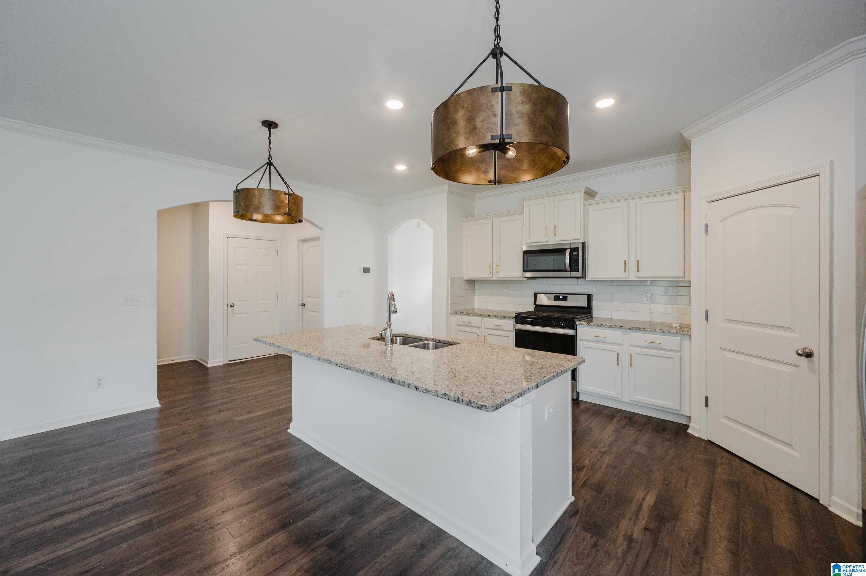 3rd image of 189 Rock Terrace Circle, Helena, AL 35080 | MLS# 21445637