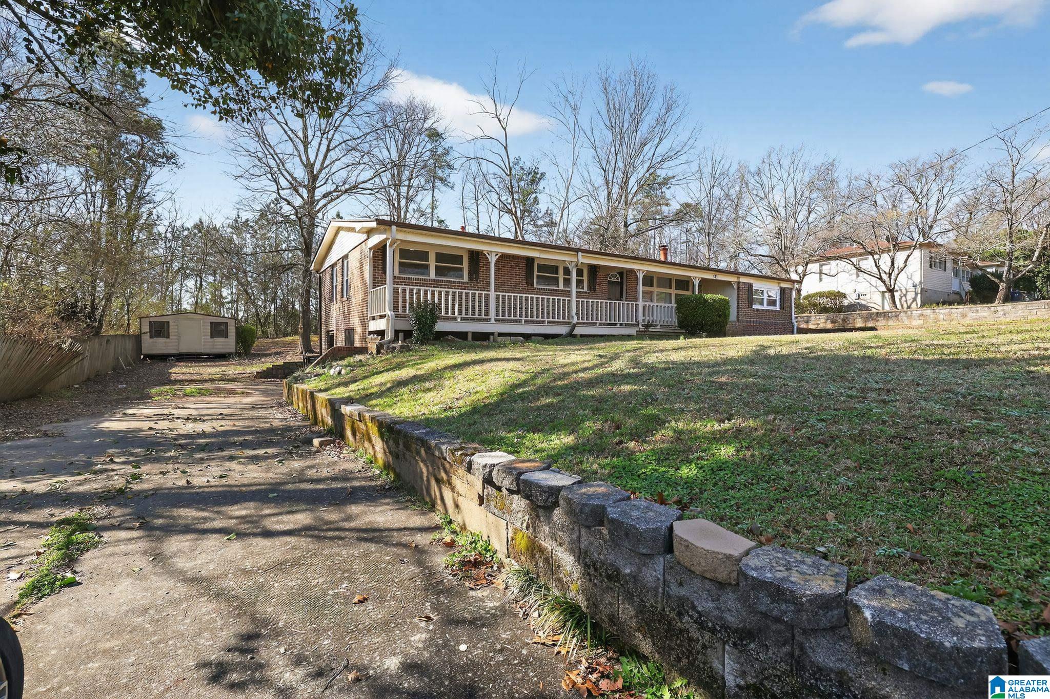 Homes for sale in Center Point, AL | 913 27Th Avenue Ne, Center Point, AL 35215 | MLS# 21445646