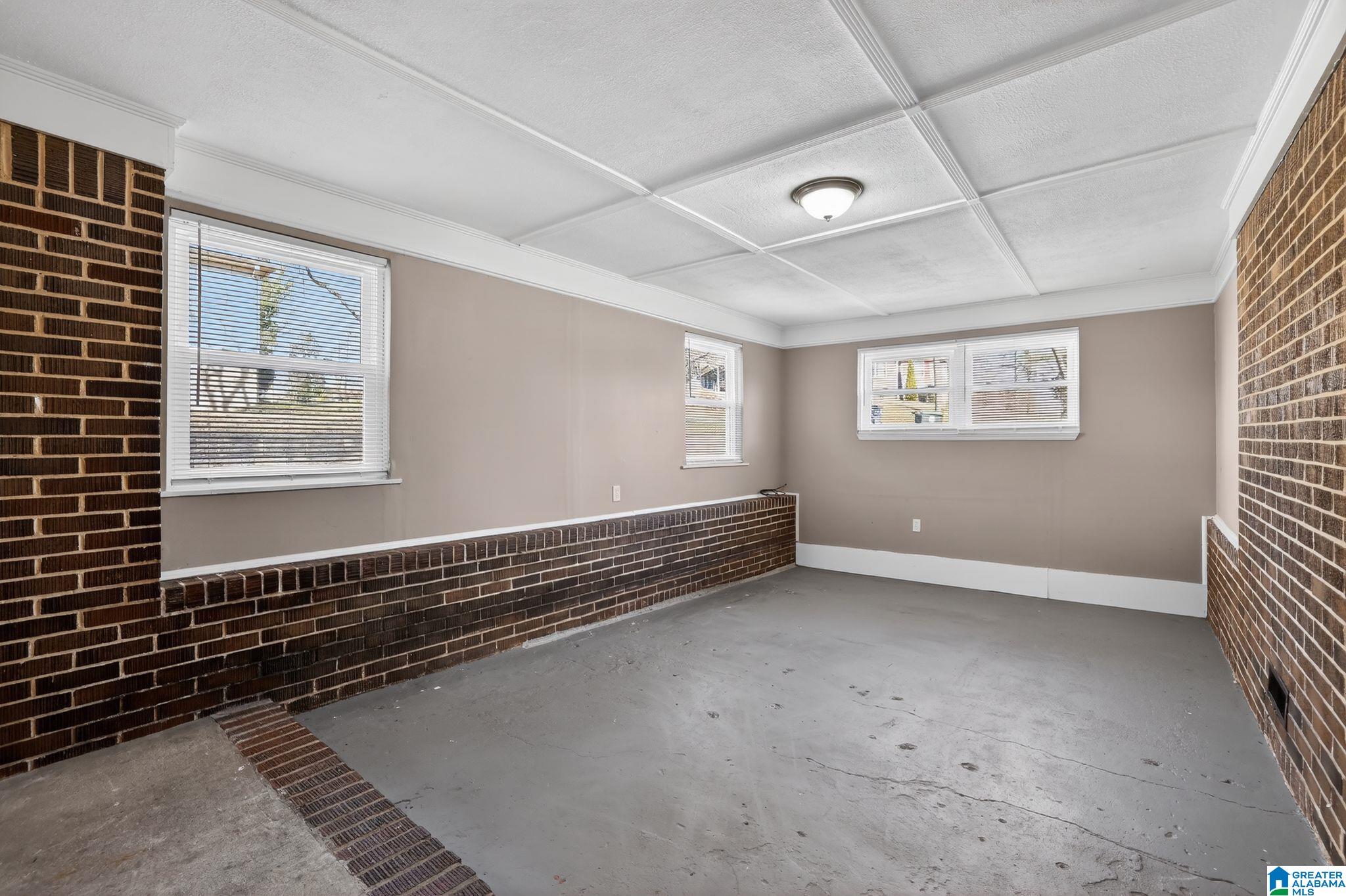 Homes for sale in Center Point, AL | 913 27Th Avenue Ne, Center Point, AL 35215 | MLS# 21445646