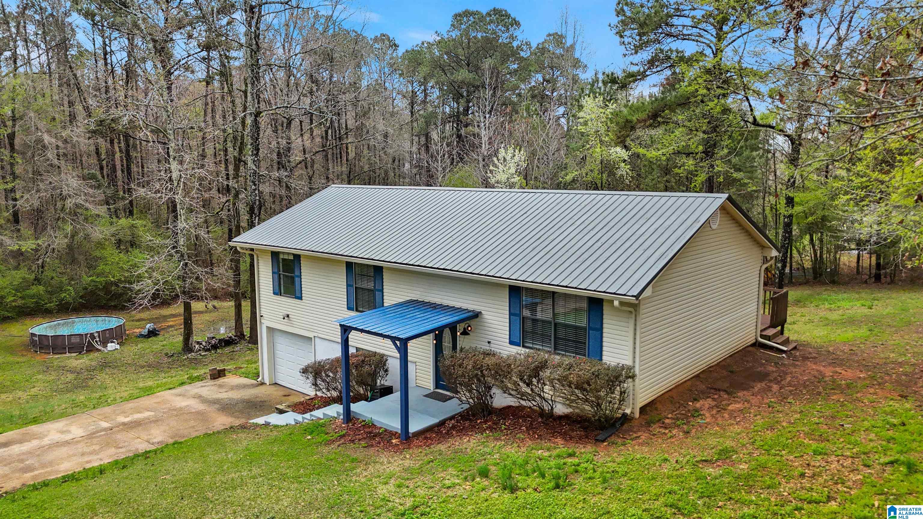 Homes for sale in Woodstock, AL | 122 Cowley Dr, Woodstock, AL 35188 | MLS# 21445660