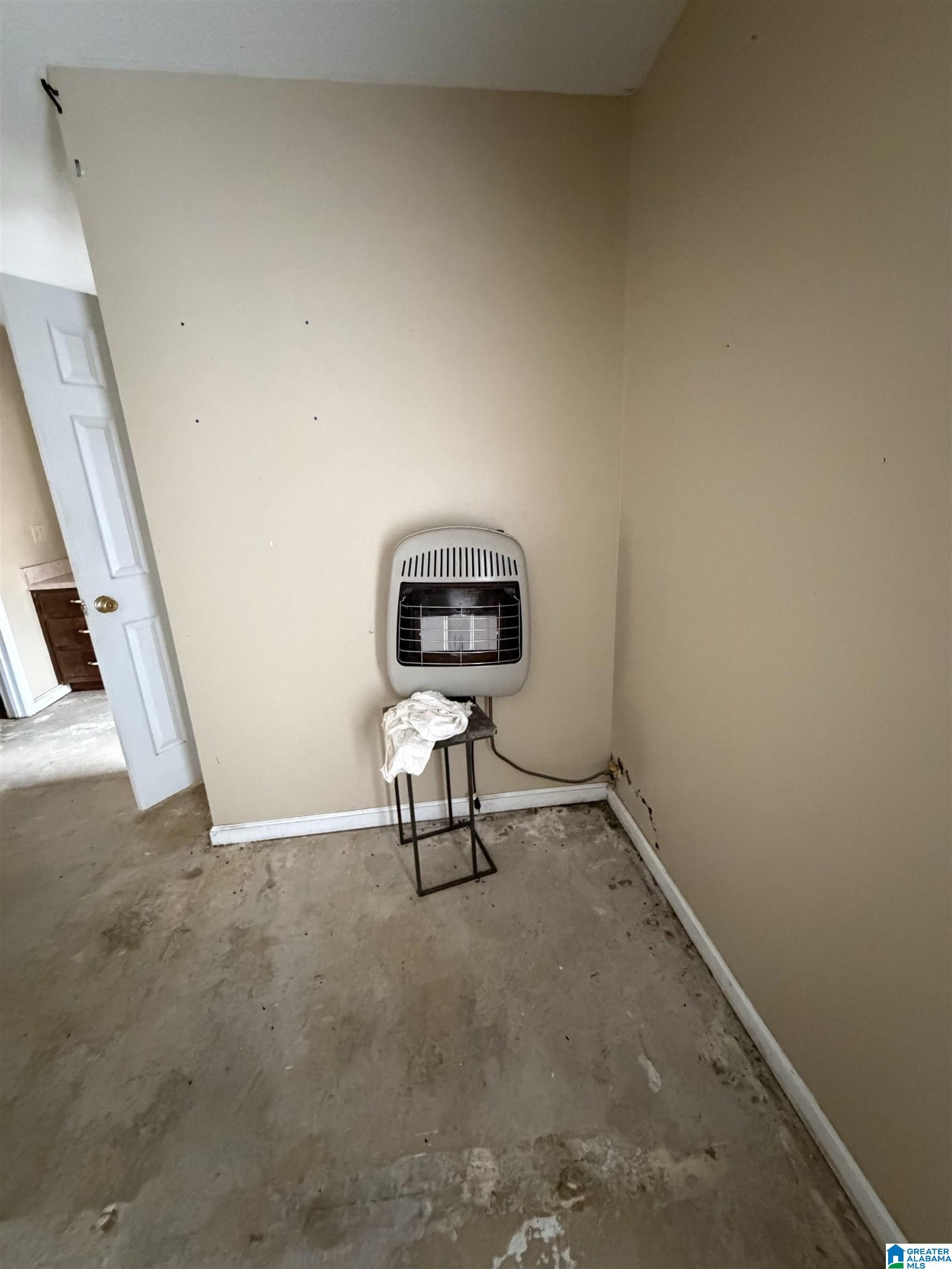 Homes for sale in Oneonta, AL | 512 7th Avenue E, Oneonta, AL 35121 | MLS# 21445721