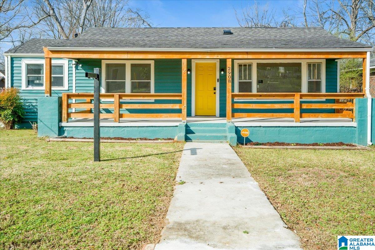 Homes for sale in Birmingham, AL | 2908 Dawson Avenue Sw, Birmingham, AL 35211 | MLS# 21445748