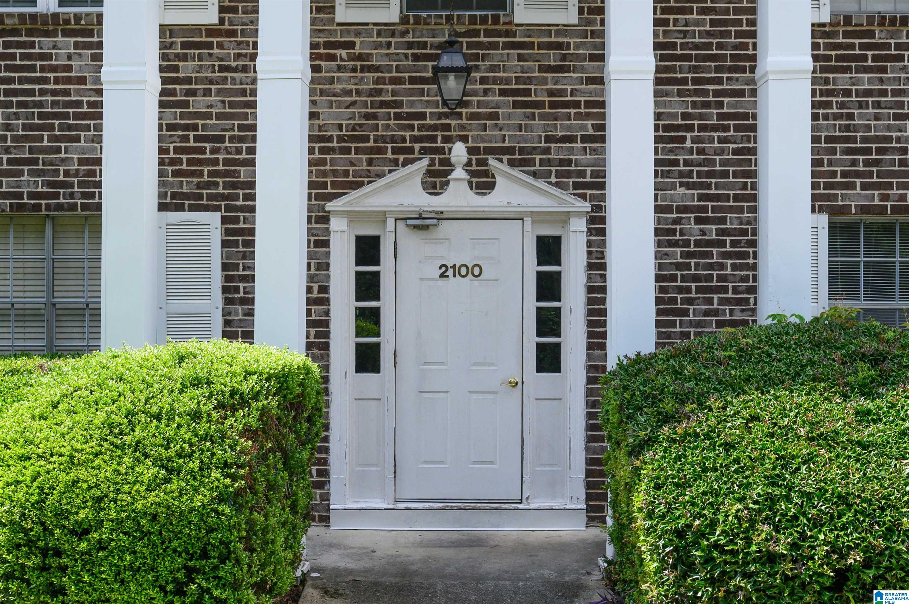 Homes for sale in Vestavia Hills, AL | 2100 Montreat Lane #2100-B, Vestavia Hills, AL 35216 | MLS# 21445767