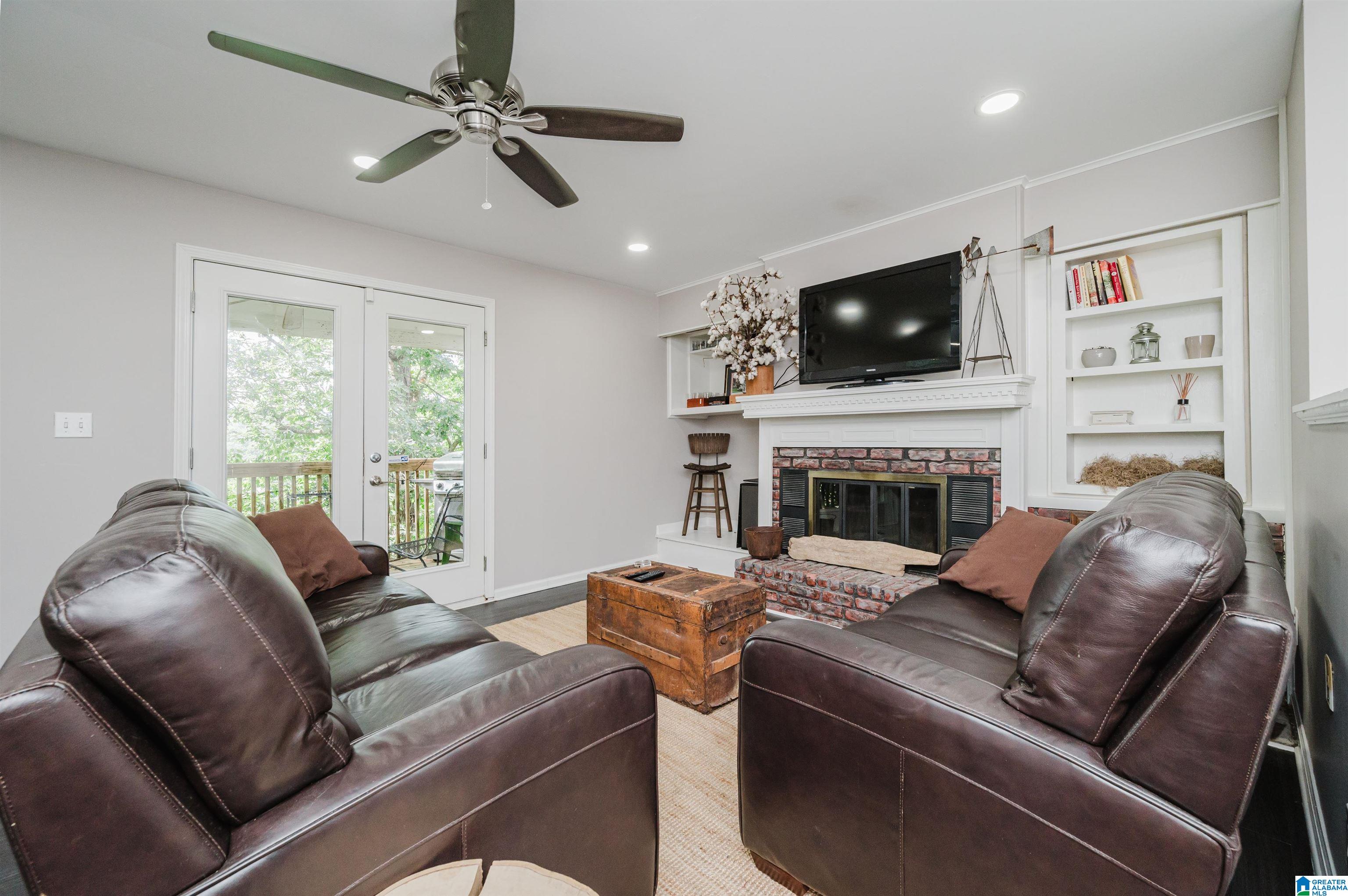 Homes for sale in Vestavia Hills, AL | 2100 Montreat Lane #2100-B, Vestavia Hills, AL 35216 | MLS# 21445767