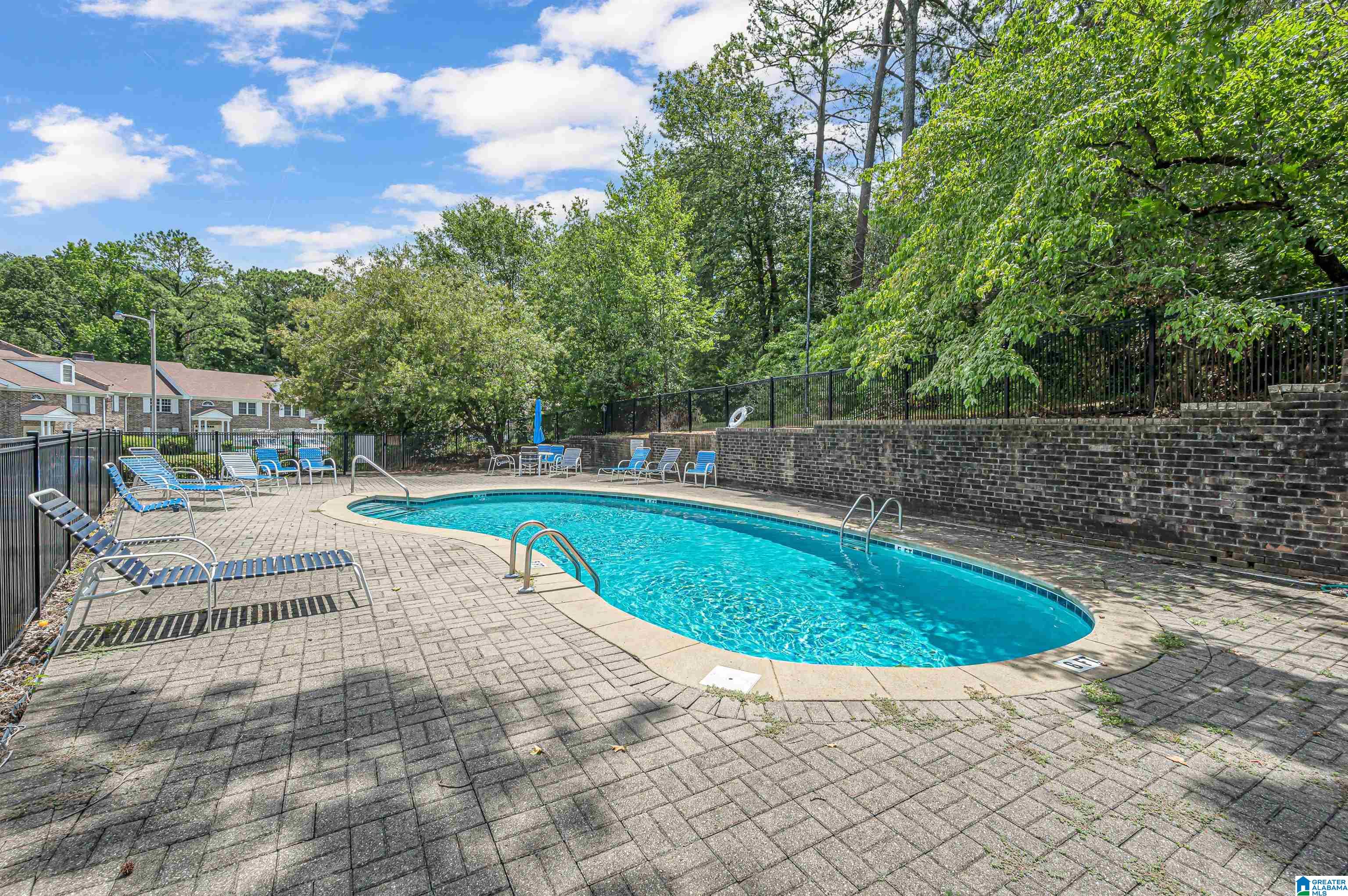 Homes for sale in Vestavia Hills, AL | 2100 Montreat Lane #2100-B, Vestavia Hills, AL 35216 | MLS# 21445767