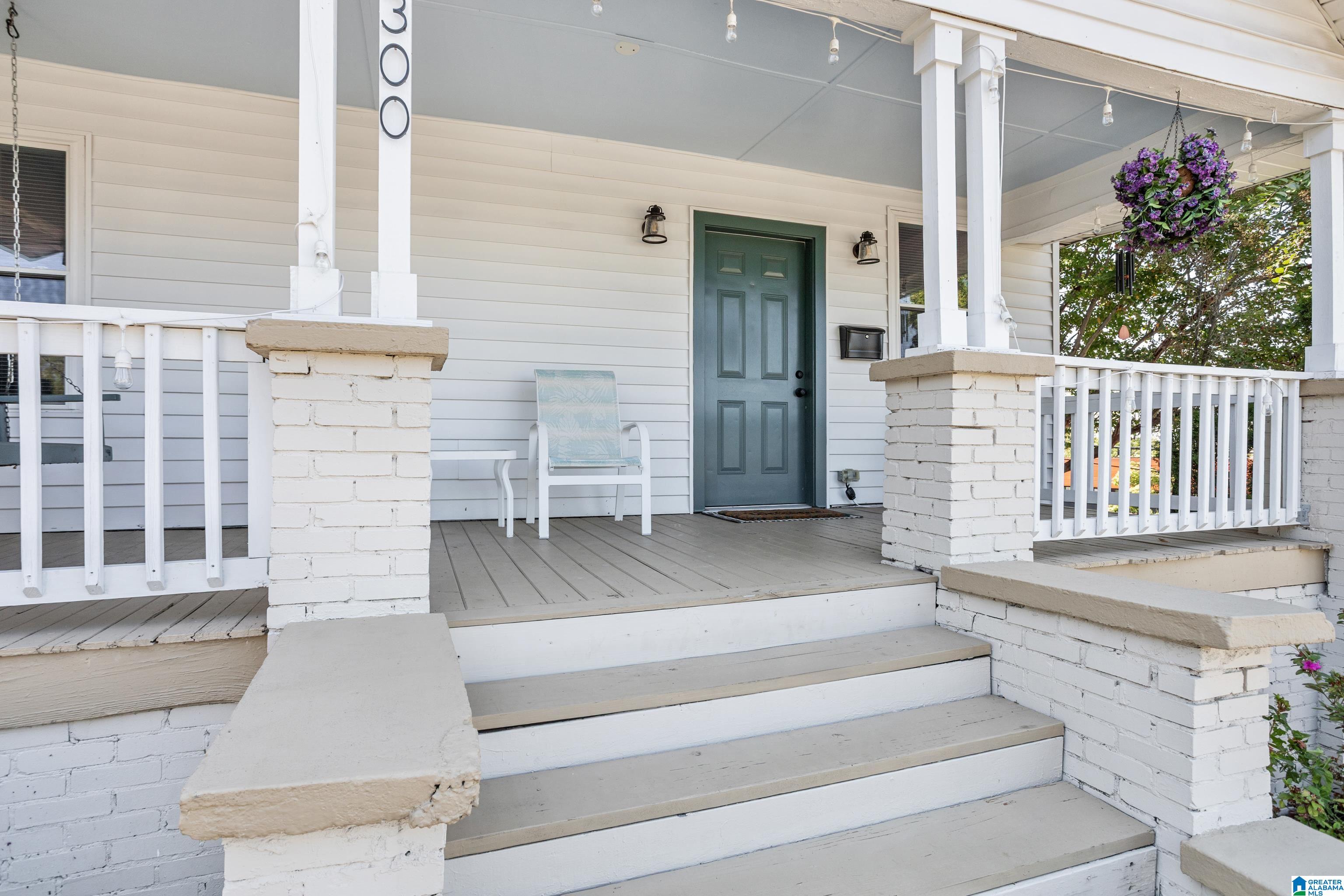 Homes for sale in Birmingham, AL | 300 39th Street S, Birmingham, AL 35222 | MLS# 21445783