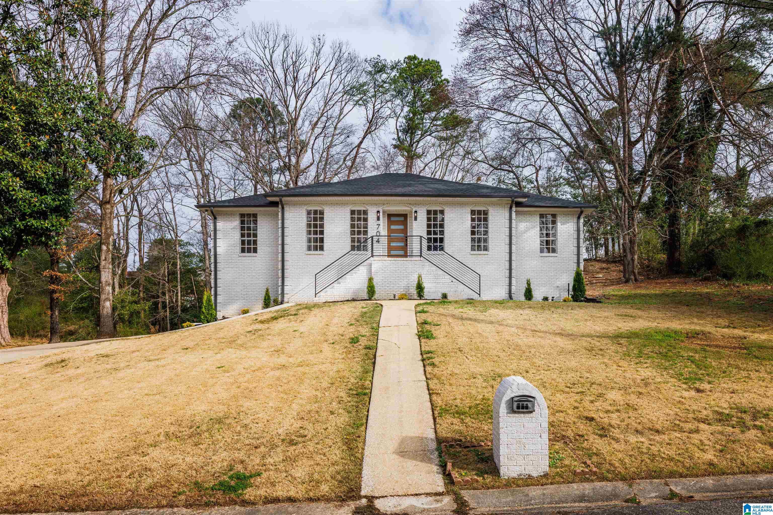 Homes for sale in Birmingham, AL | 704 Cedar Cone Circle, Birmingham, AL 35214 | MLS# 21445804