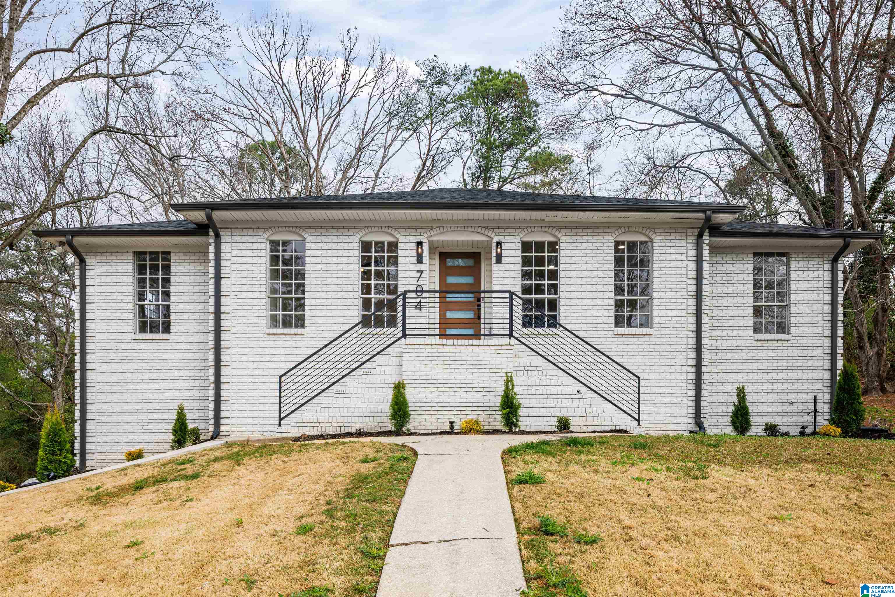 Homes for sale in Birmingham, AL | 704 Cedar Cone Circle, Birmingham, AL 35214 | MLS# 21445804