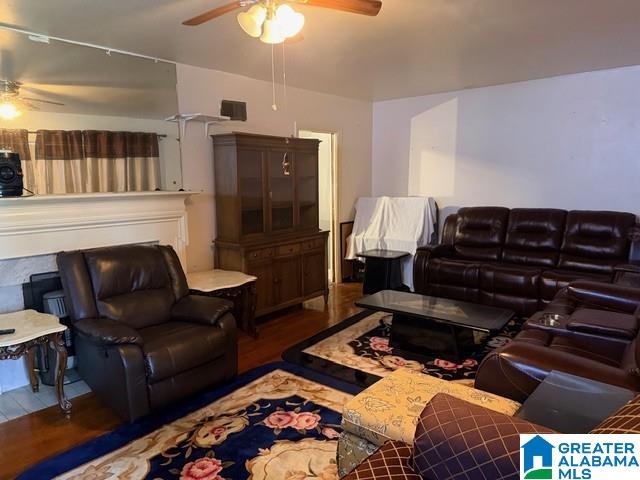 3rd image of 1301 3Rd Avenue N, Bessemer, AL 35020 | MLS# 21445835