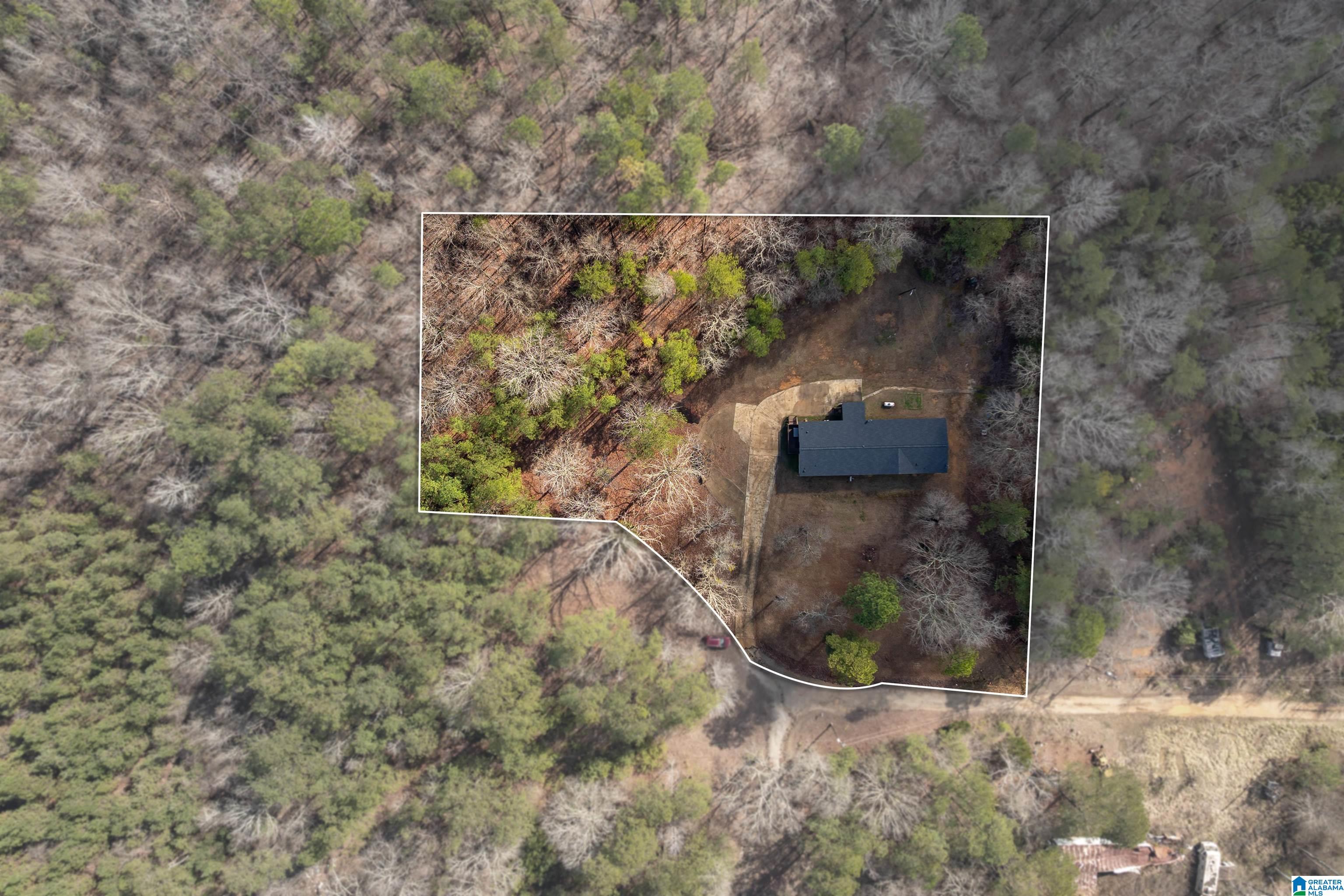 Homes for sale in Talladega, AL | 470 Strong Road, Talladega, AL 35160 | MLS# 21445870