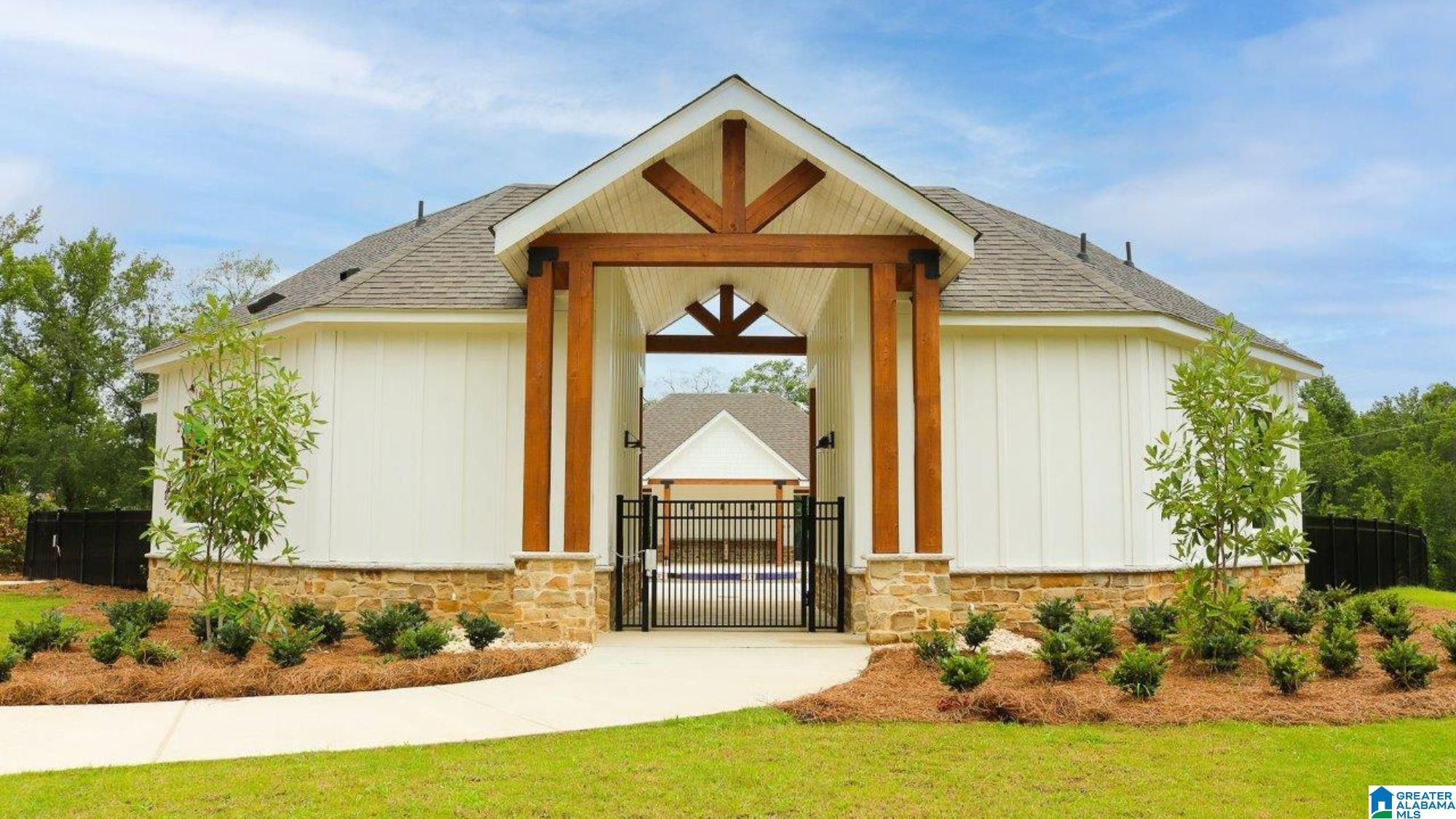 4th image of 725 Empire Avenue, Chelsea, AL 35043 | MLS# 21445884