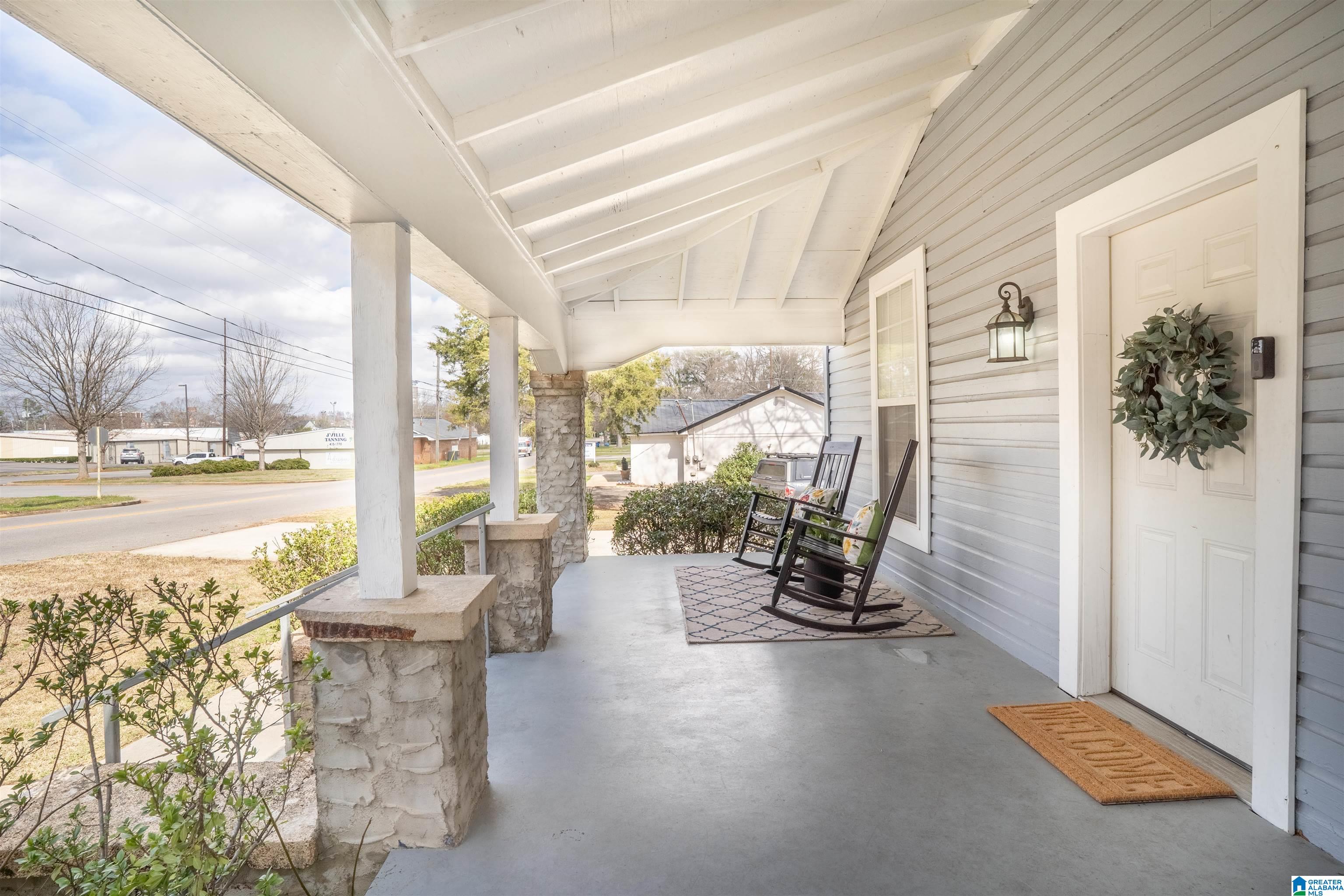 Homes for sale in Jacksonville, AL | 108 Church Avenue Se, Jacksonville, AL 36265 | MLS# 21445885