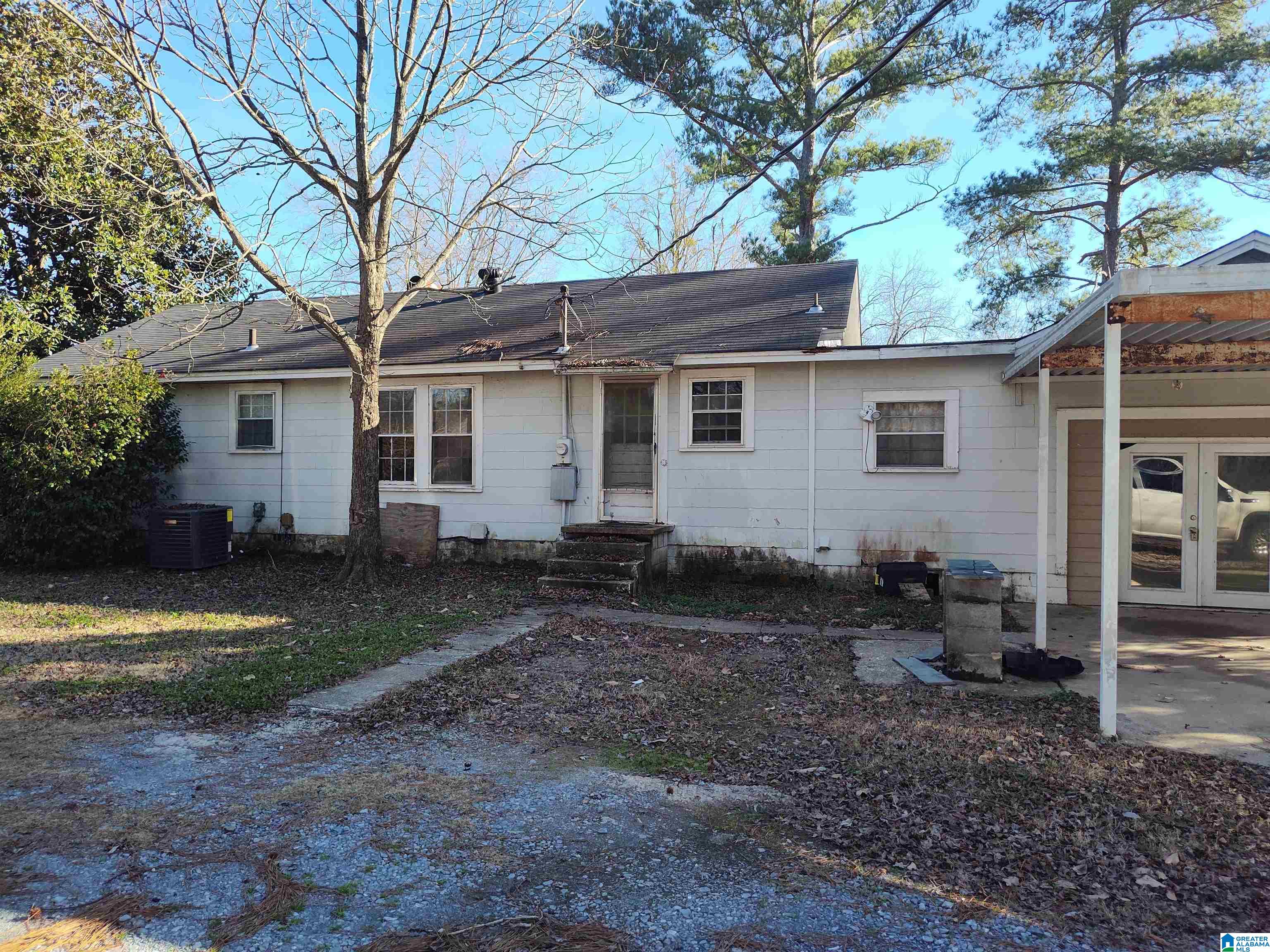 Homes for sale in Sylacauga, AL | 1000 W Park Street, Sylacauga, AL 35150 | MLS# 21445903